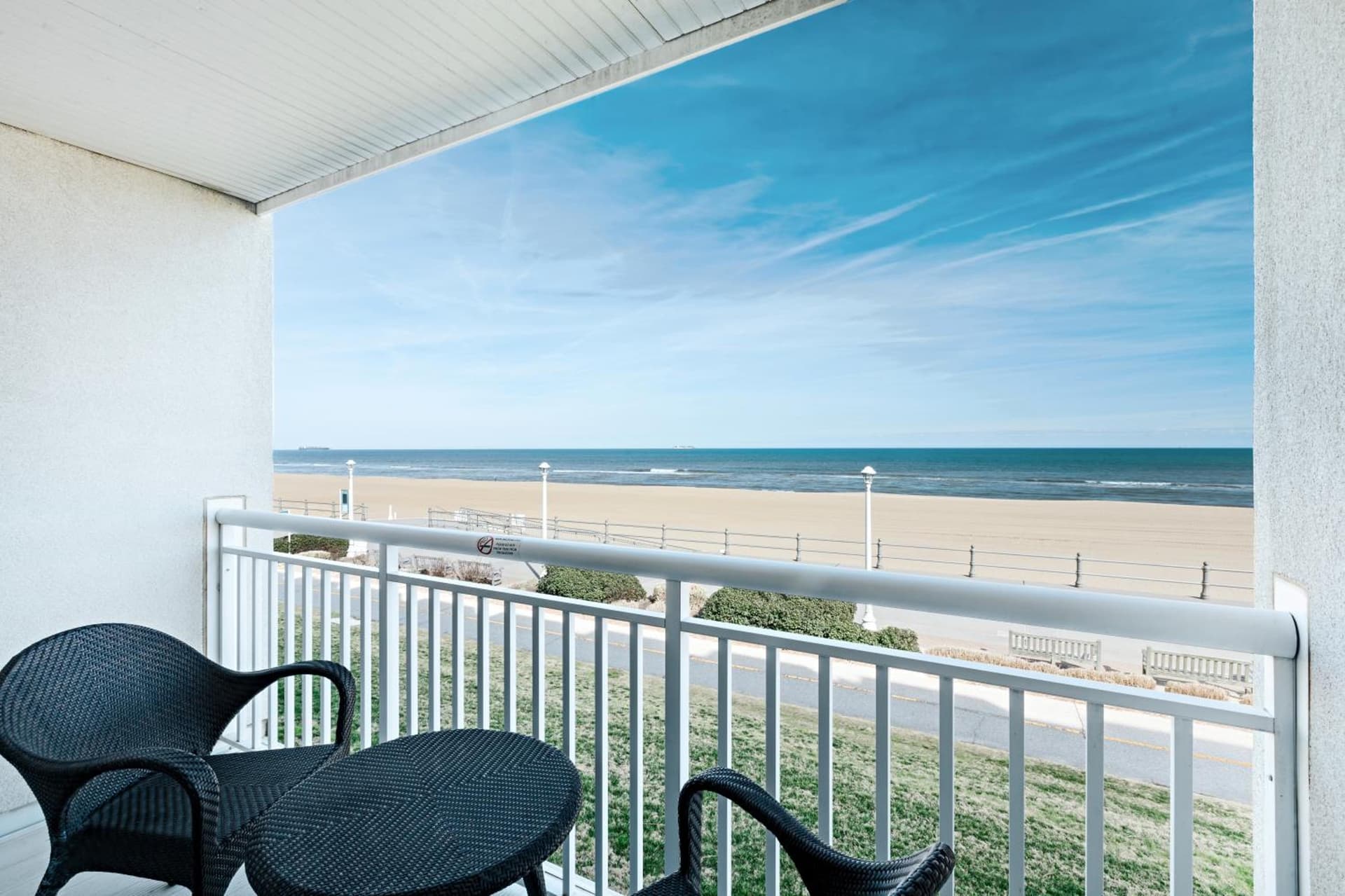 Ocean Sands Resort, Oceanfront, Virginia Beach by Vacatia gallery photo in Virginia Beach, VA — image 74