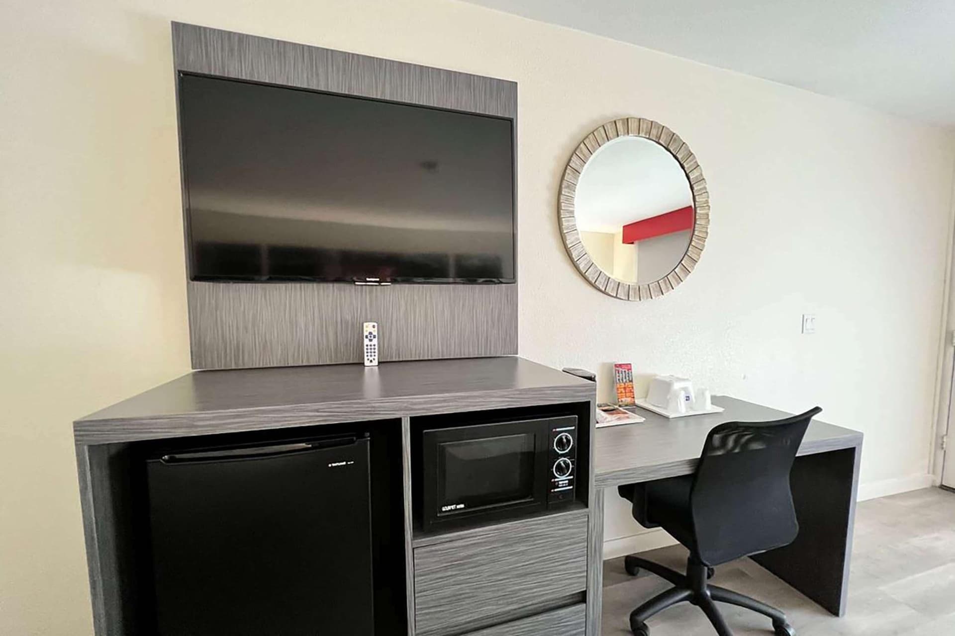 Ramada by Wyndham Anaheim Convention Center gallery photo in Anaheim, CA — image 16