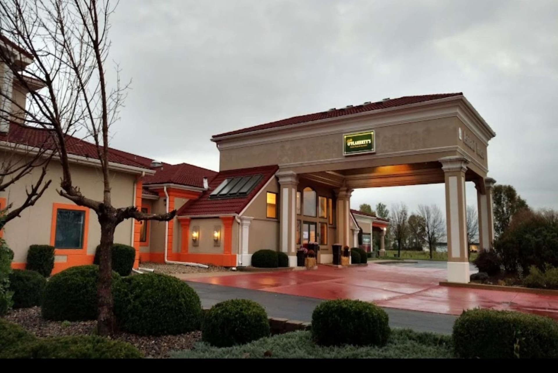 Comfort Inn & Suites Morton - Peoria interior in Morton, IL — gallery photo 2