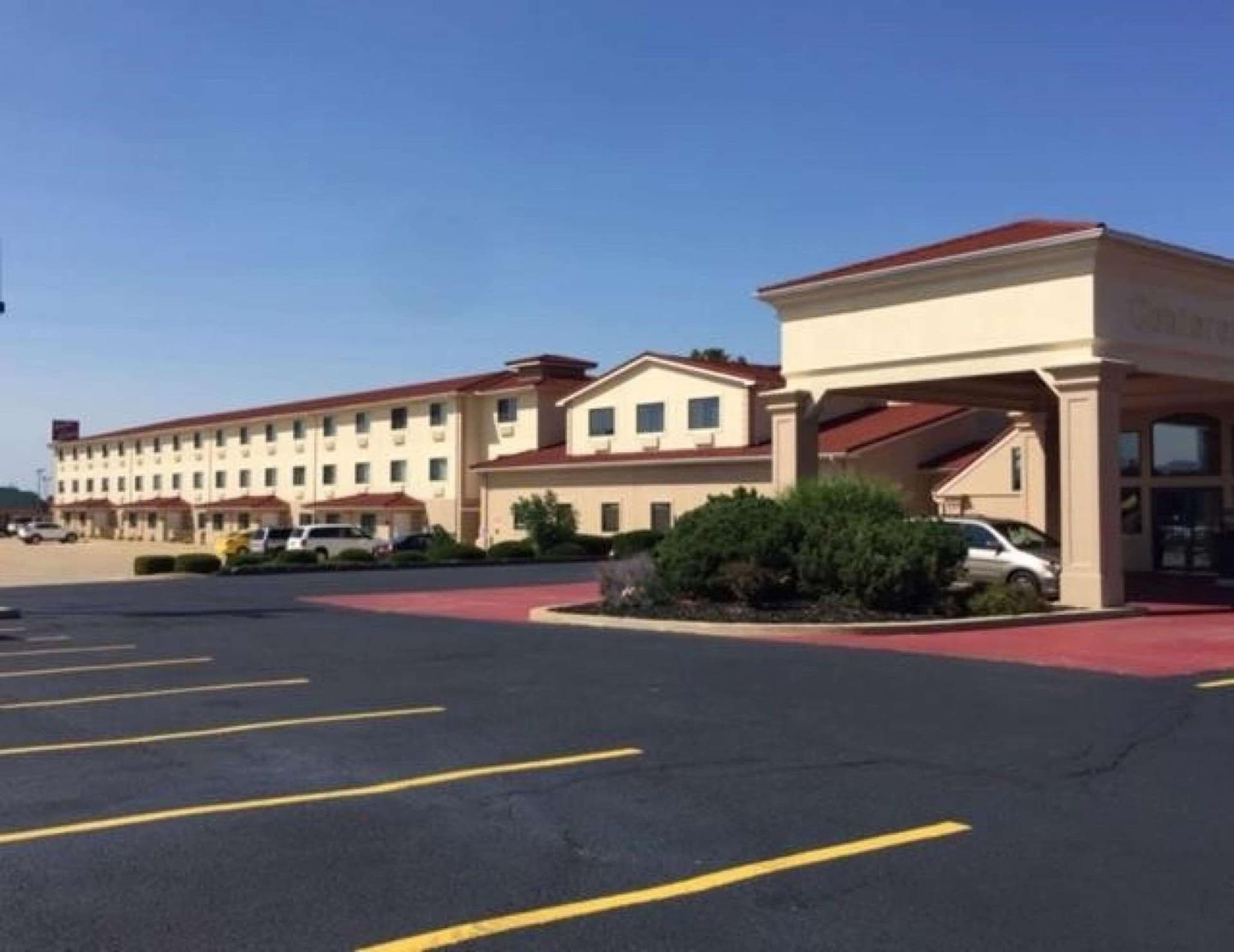 Comfort Inn & Suites Morton - Peoria property views in Morton, IL — gallery photo 3