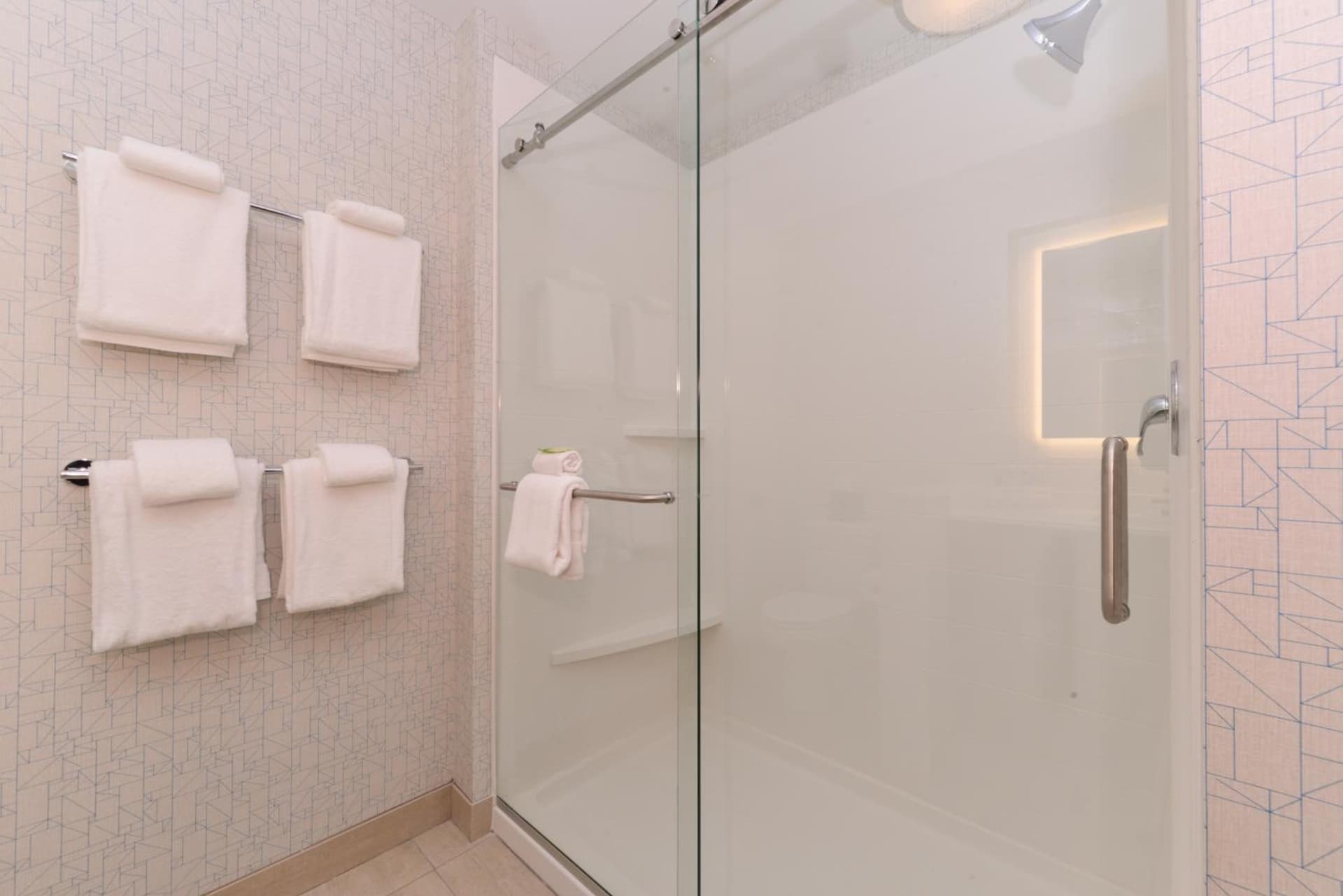 Holiday Inn Express & Suites Trinity by IHG gallery photo in Trinity, FL — image 88