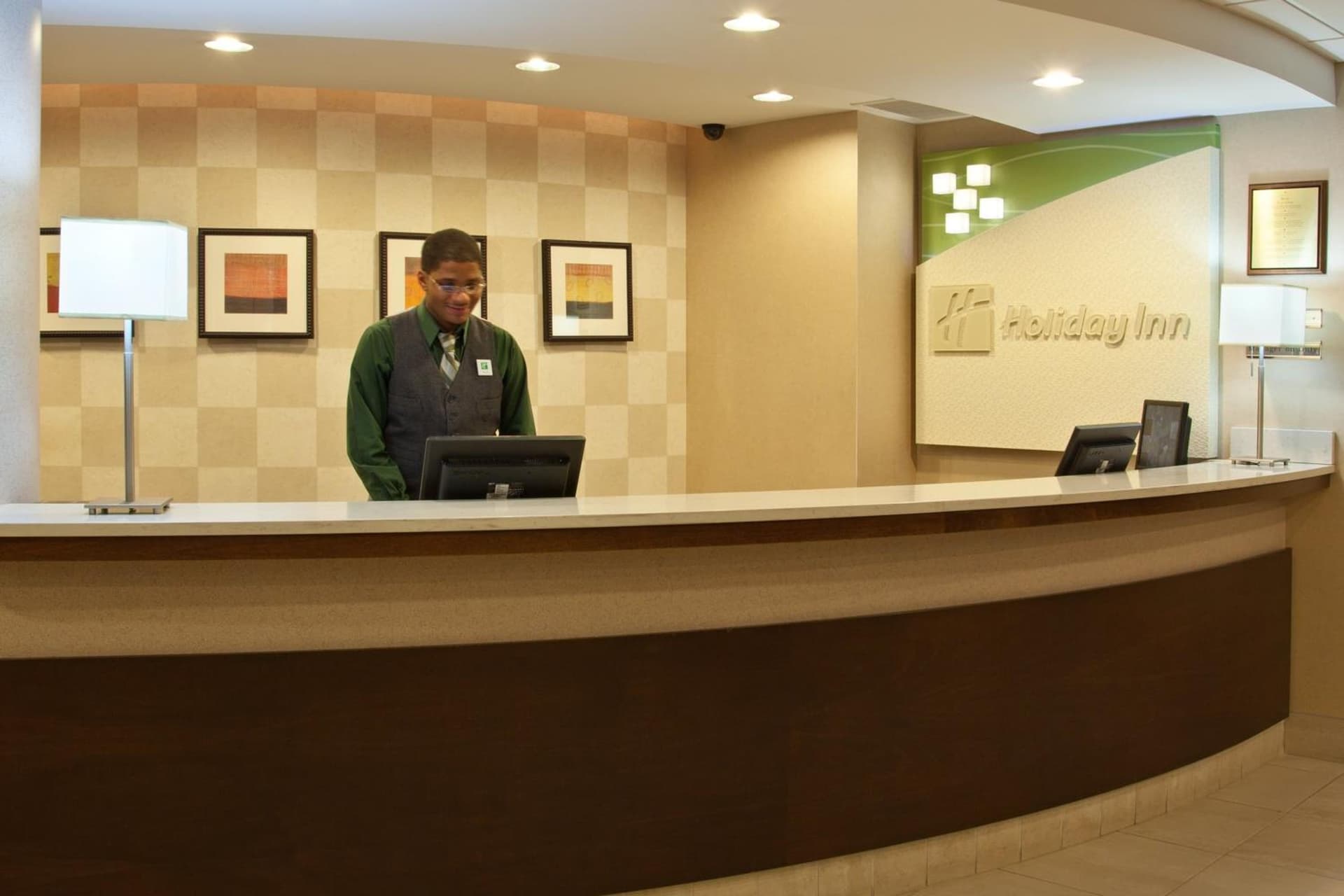 Holiday Inn Columbus Dwtn-Capitol Square by IHG gallery photo in Columbus, OH — image 66