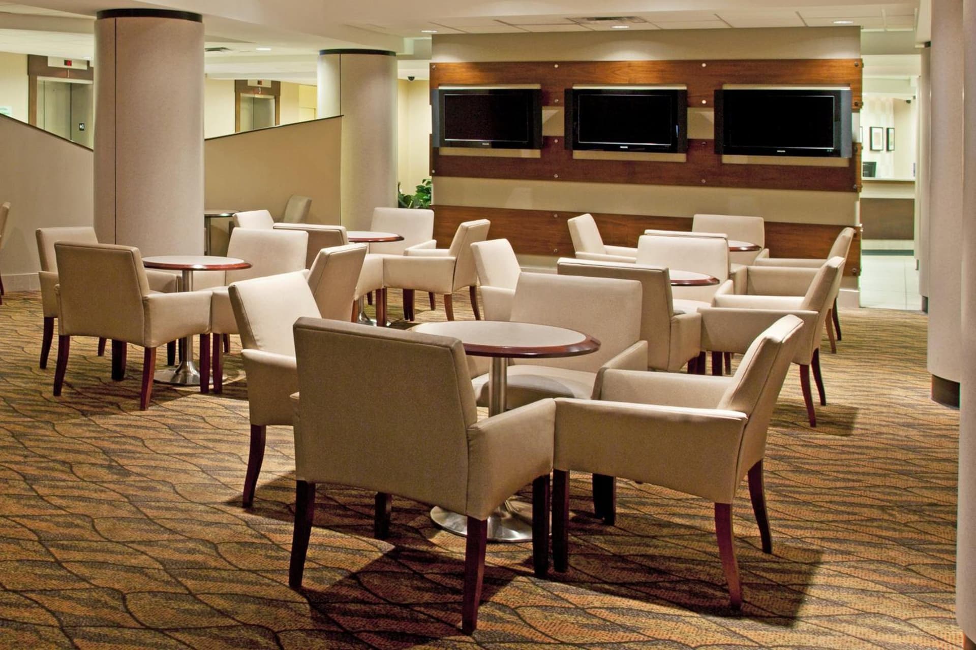 Holiday Inn Columbus Dwtn-Capitol Square by IHG gallery photo in Columbus, OH — image 47