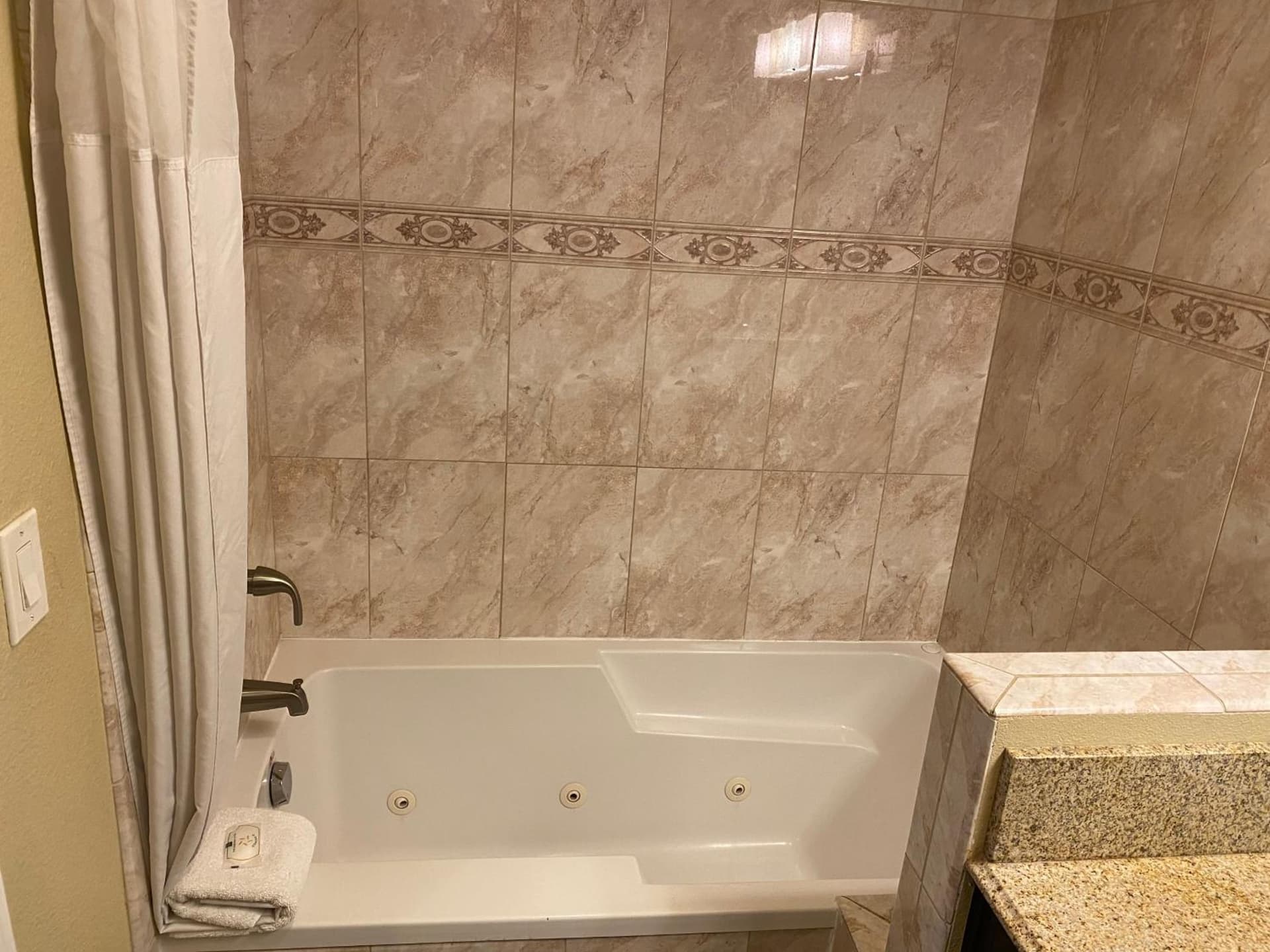 Quality Inn Downey gallery photo in Downey, CA — image 14
