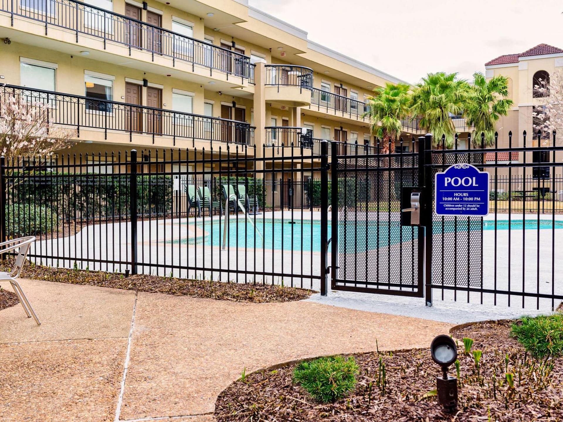 Comfort Suites Baton Rouge South I-10 gallery photo in Baton Rouge, LA — image 33