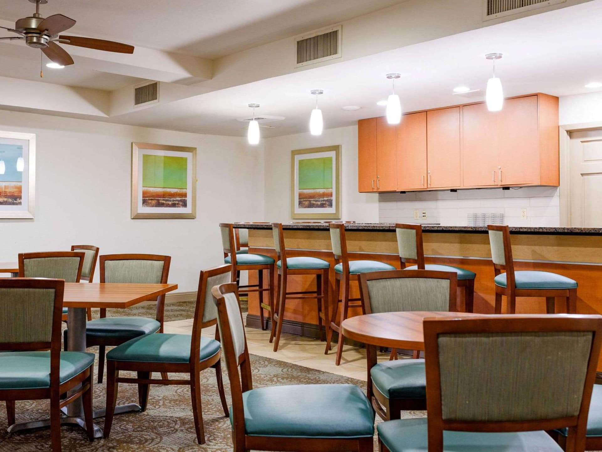 Comfort Suites Baton Rouge South I-10 gallery photo in Baton Rouge, LA — image 10