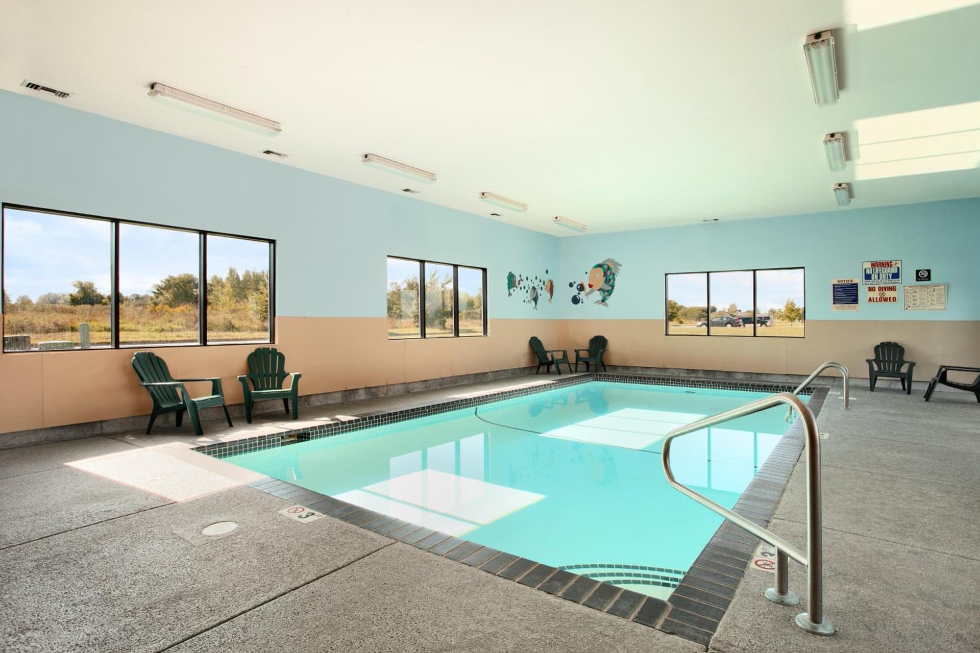 Howard Johnson by Wyndham Waterloo/Cedar Falls gallery photo in Waterloo, IA — image 30