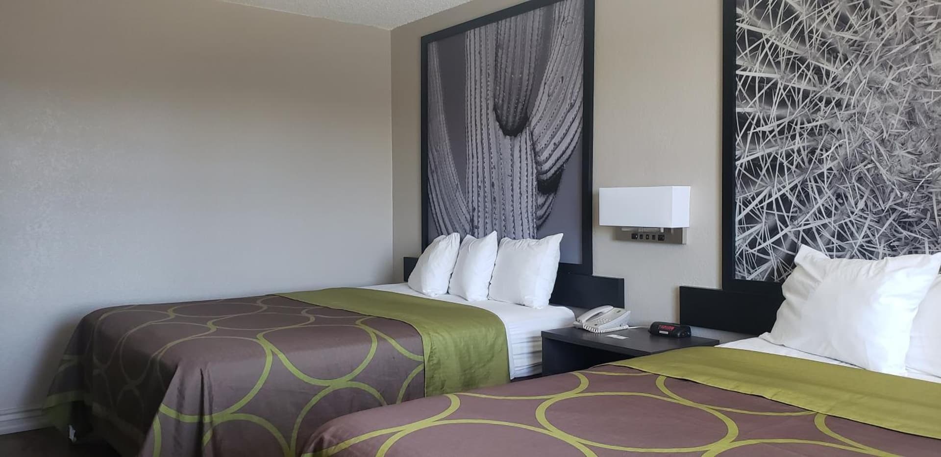 Super 8 by Wyndham Goodyear/Phoenix Area gallery photo in Goodyear, AZ — image 28
