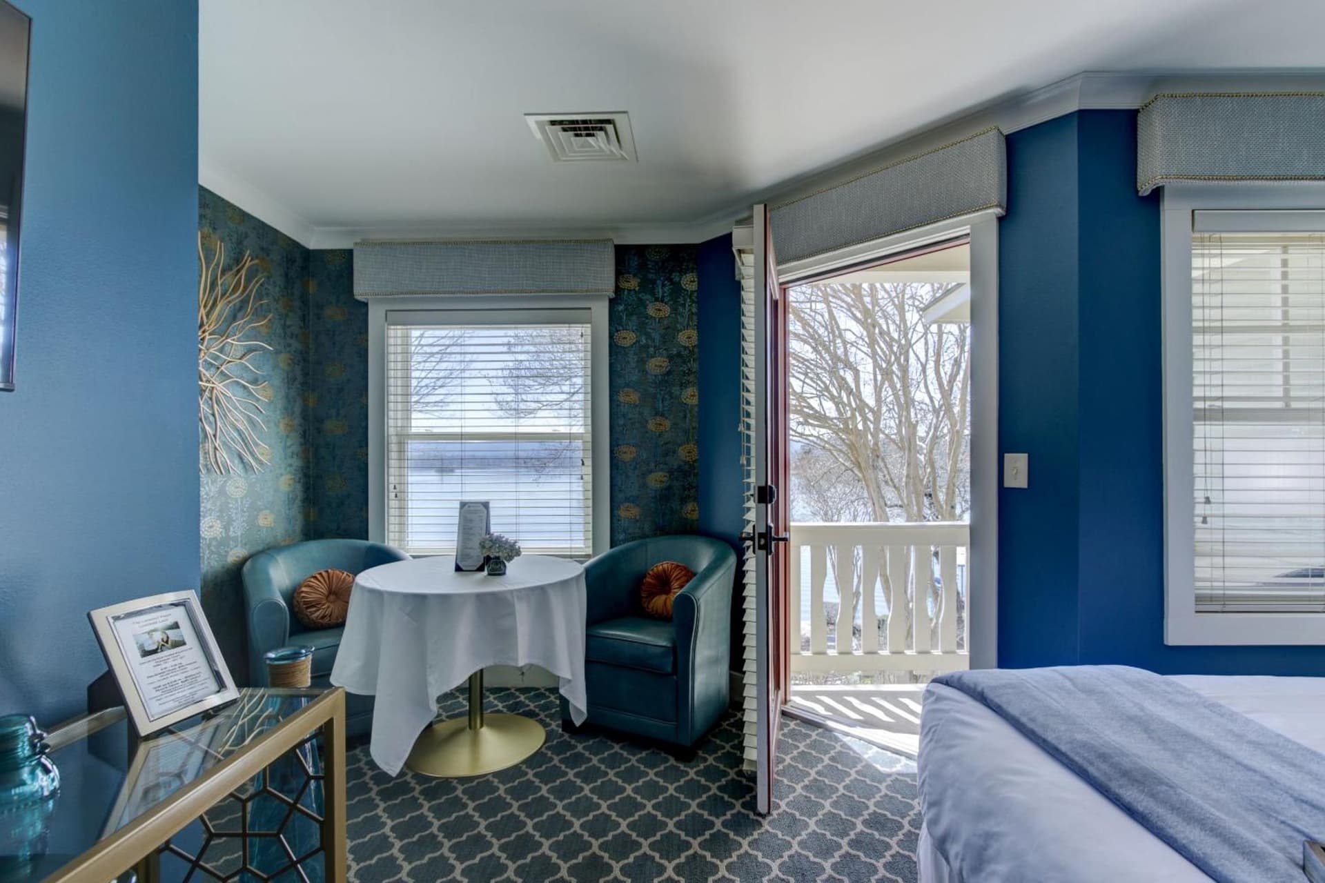 Lookout Point Lakeside Inn property views in Hot Springs, AR — gallery photo 3