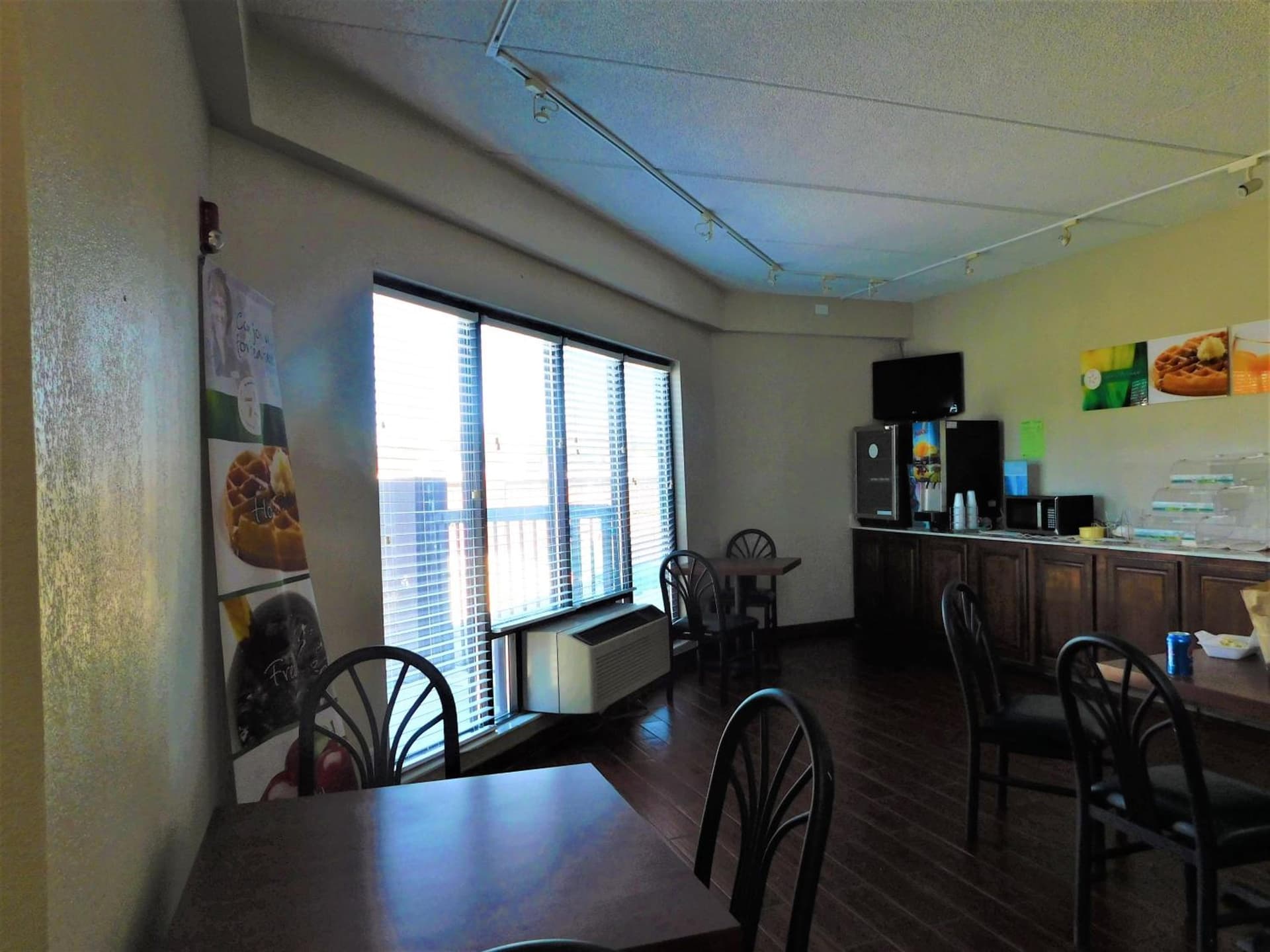 Quality Inn & Suites Thomasville-High Point gallery photo in Thomasville, NC — image 9