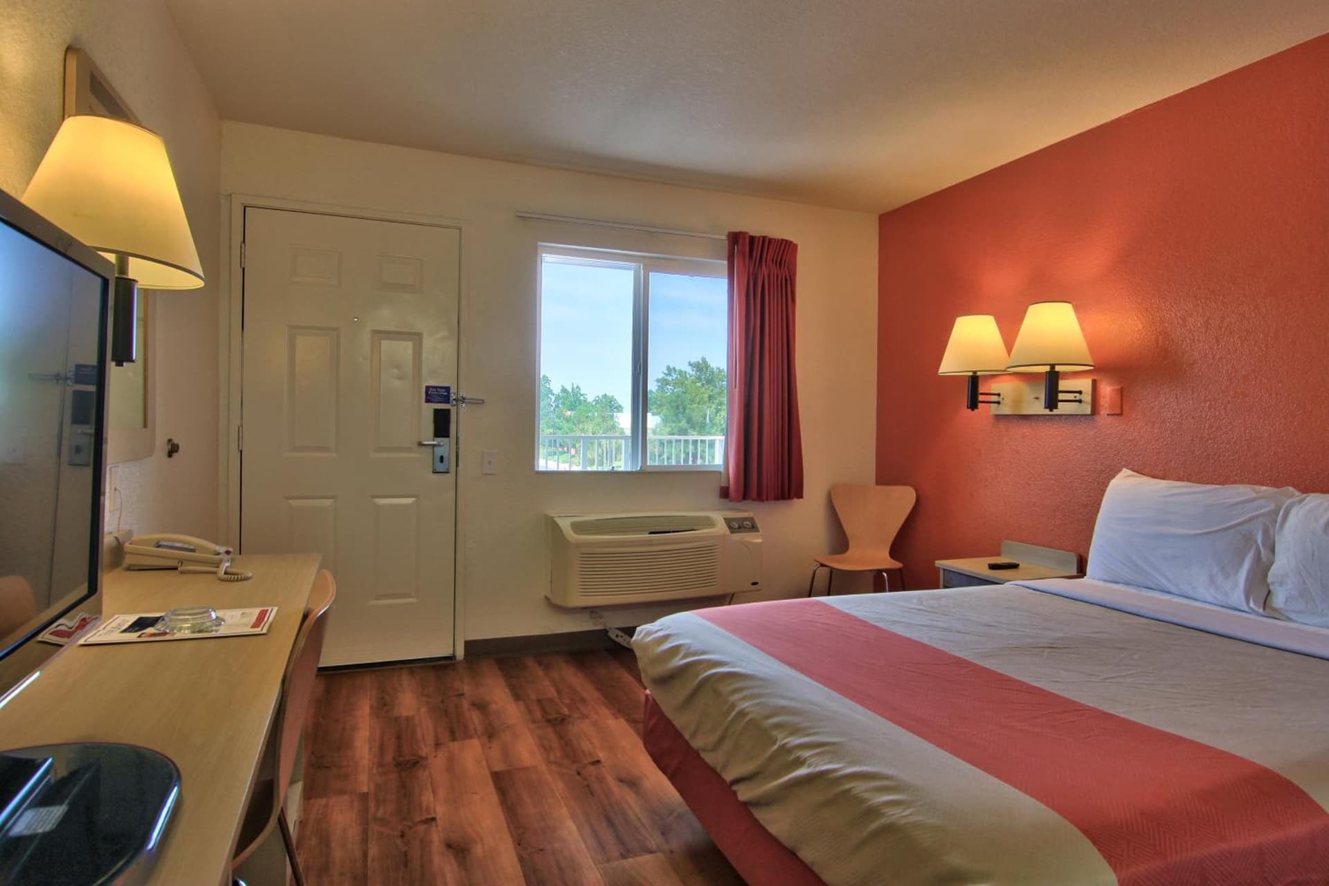 Motel 6-Sacramento, CA - South Sacramento and Elk Grove gallery photo in Sacramento, CA — image 21