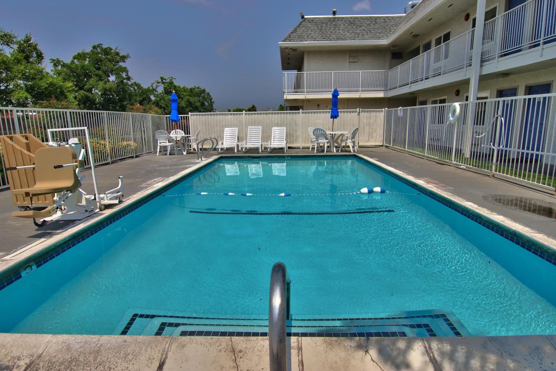 Motel 6-Sacramento, CA - South Sacramento and Elk Grove gallery photo in Sacramento, CA — image 14