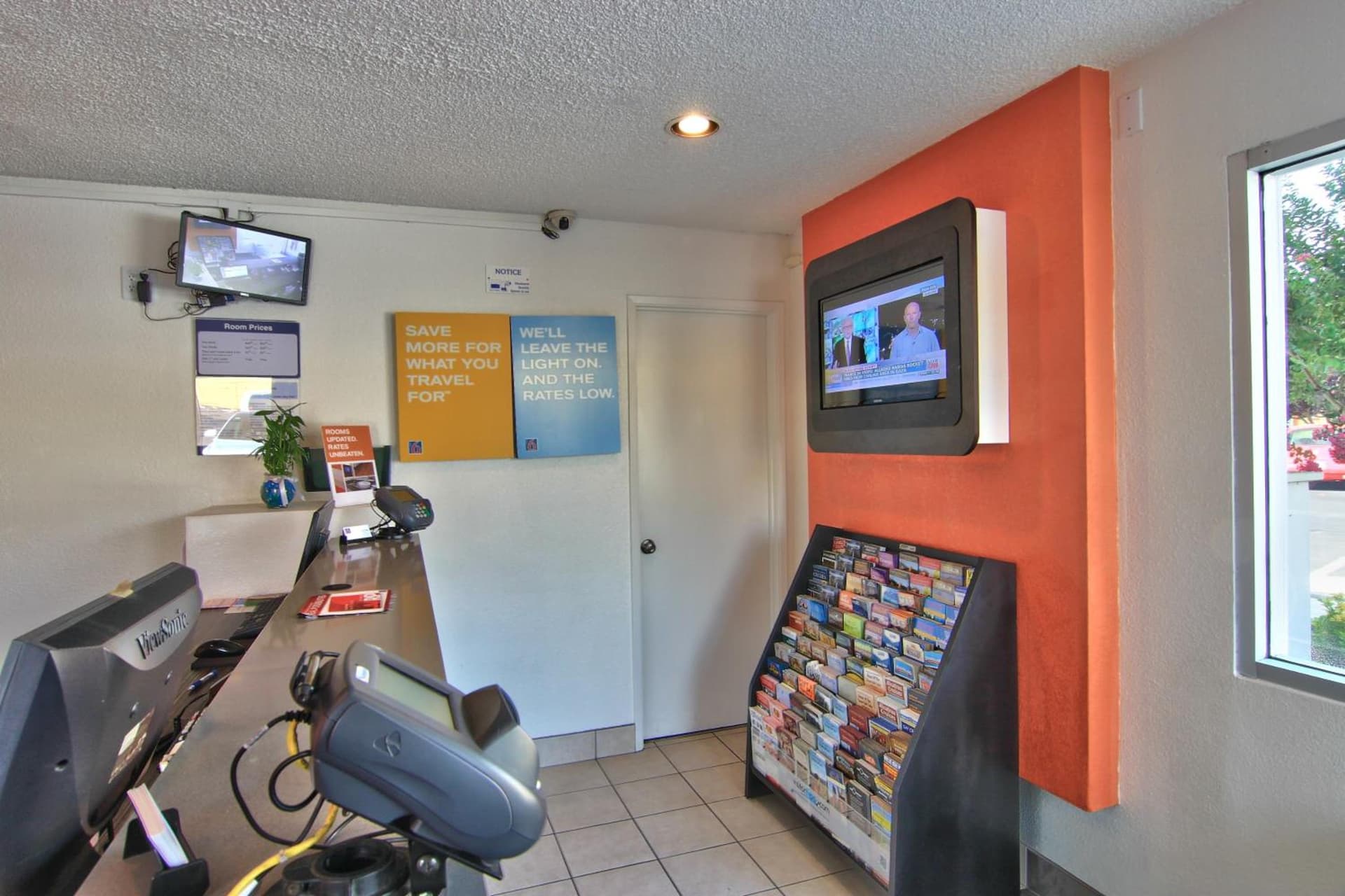 Motel 6-Sacramento, CA - Old Sacramento North property views in Sacramento, CA — gallery photo 3