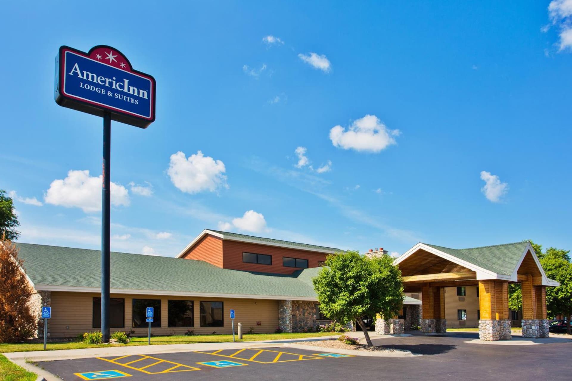 AmericInn by Wyndham Lincoln North featured exterior or lobby in Lincoln, NE — similar hotel