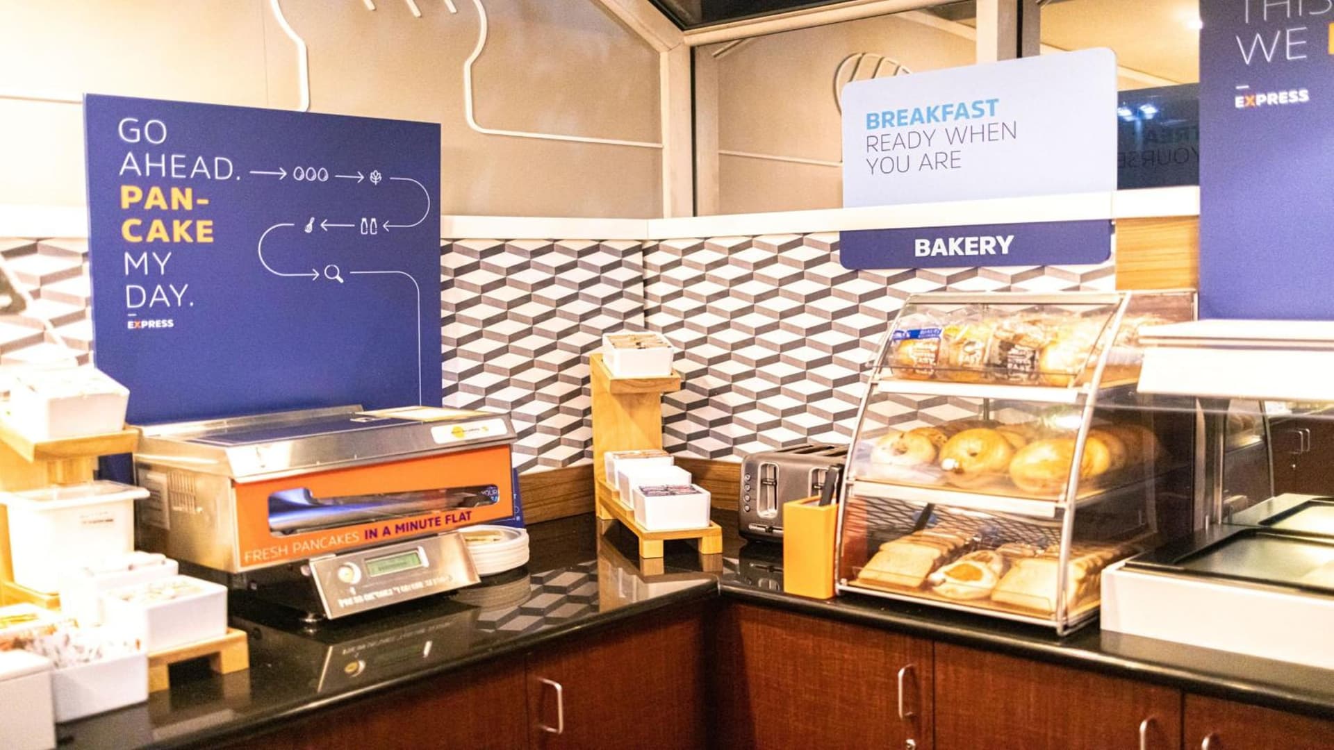 Holiday Inn Express Berkeley by IHG gallery photo in Berkeley, CA — image 181