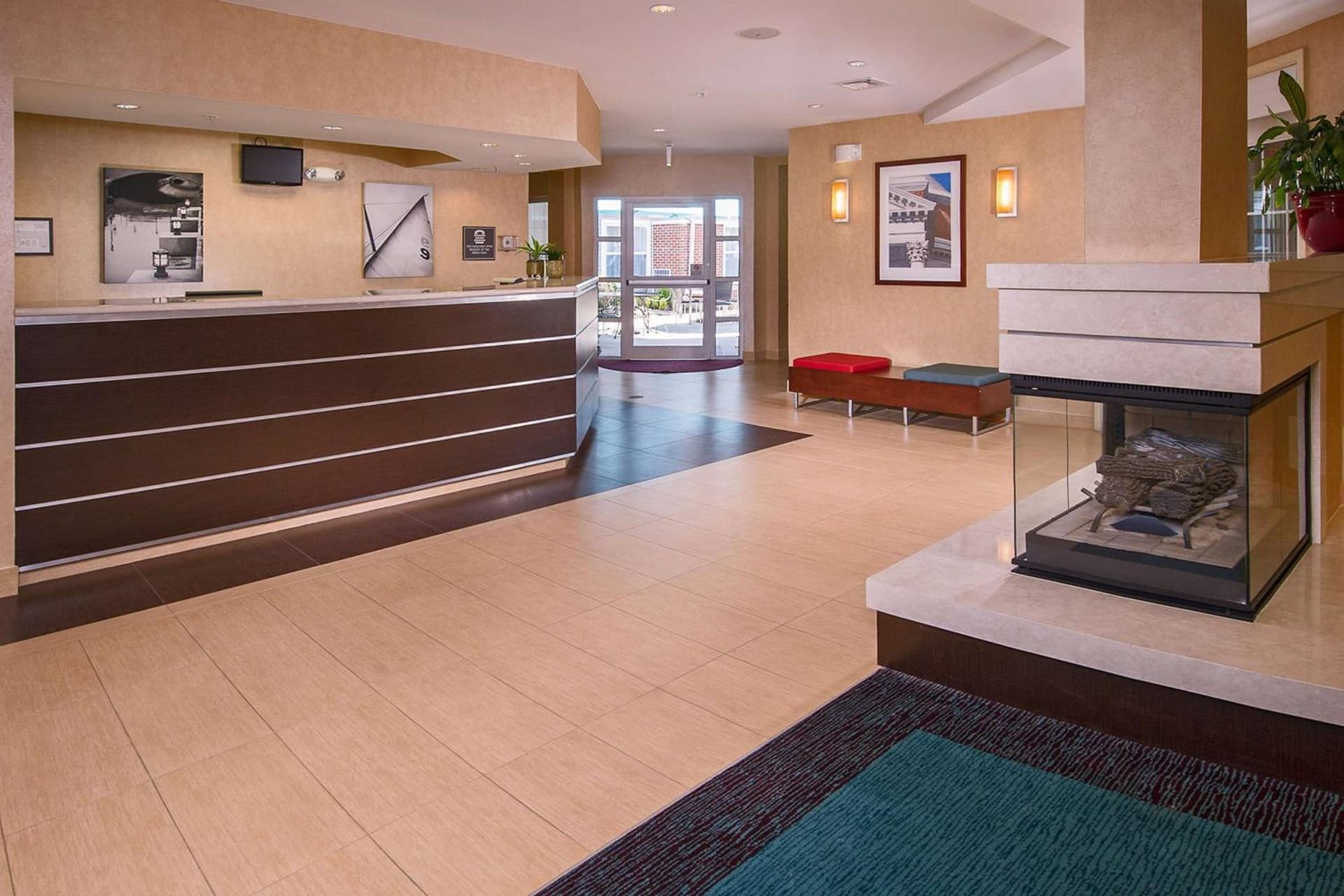 Sonesta ES Suites Charlottesville University gallery photo in Charlottesville, VA — image 14