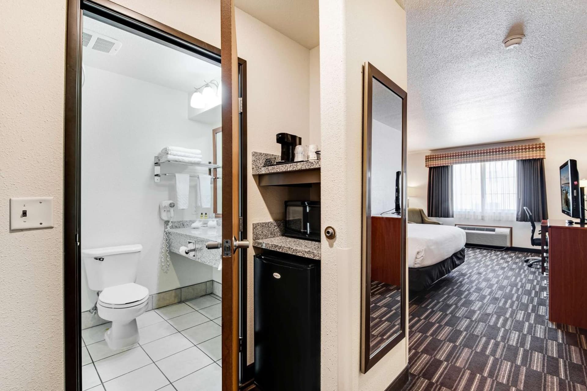 Best Western Firestone Inn & Suites gallery photo in Longmont, CO — image 5