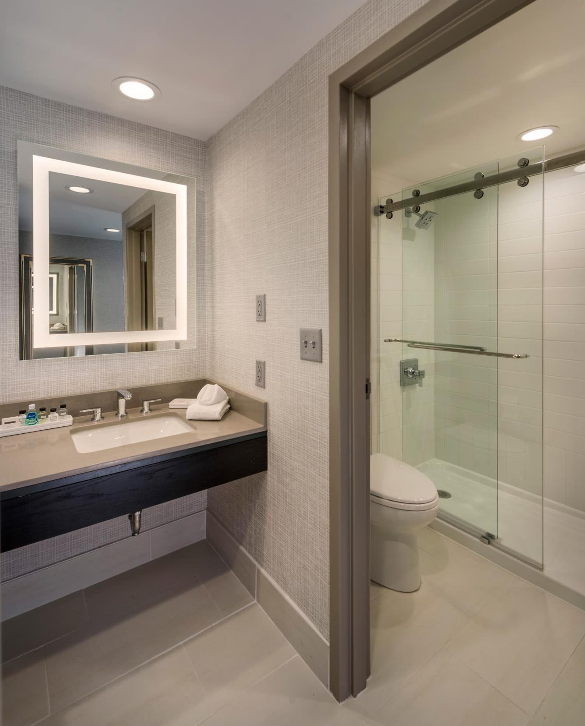 Crowne Plaza Providence-Warwick (Airport) by IHG gallery photo in Warwick, RI — image 48