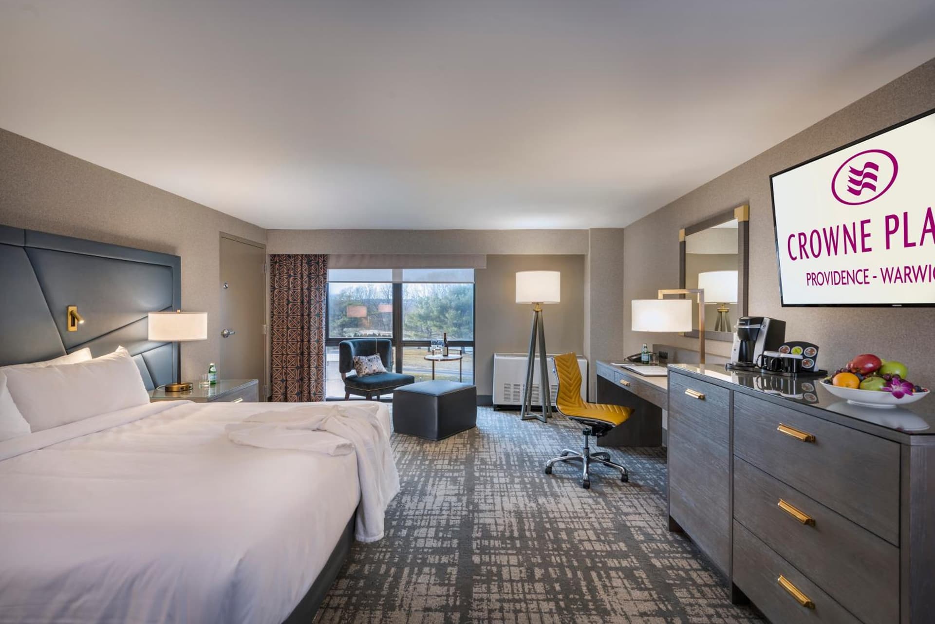 Crowne Plaza Providence-Warwick (Airport) by IHG gallery photo in Warwick, RI — image 6