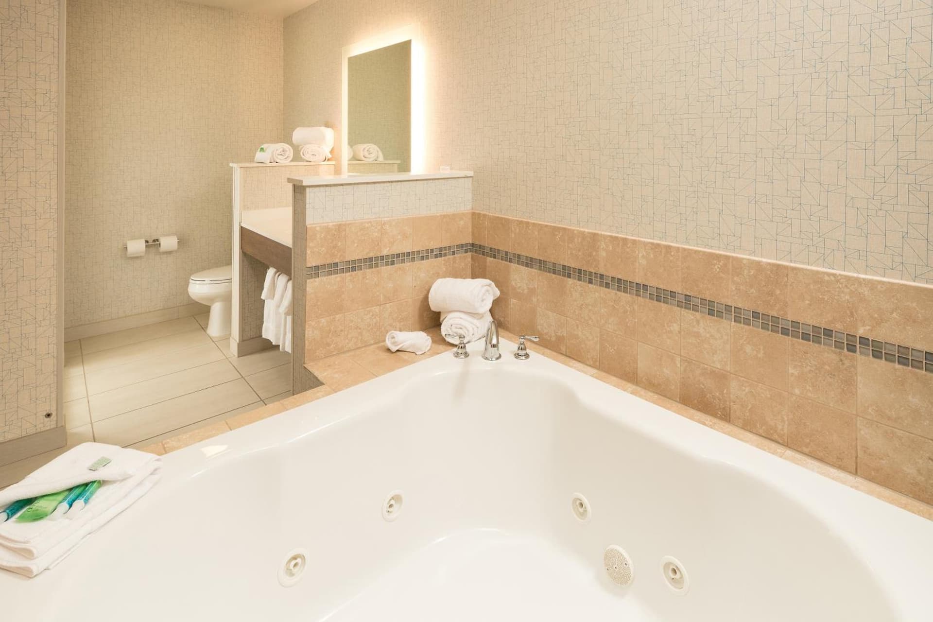 Holiday Inn Express & Suites - Portage by IHG gallery photo in Portage, IN — image 24