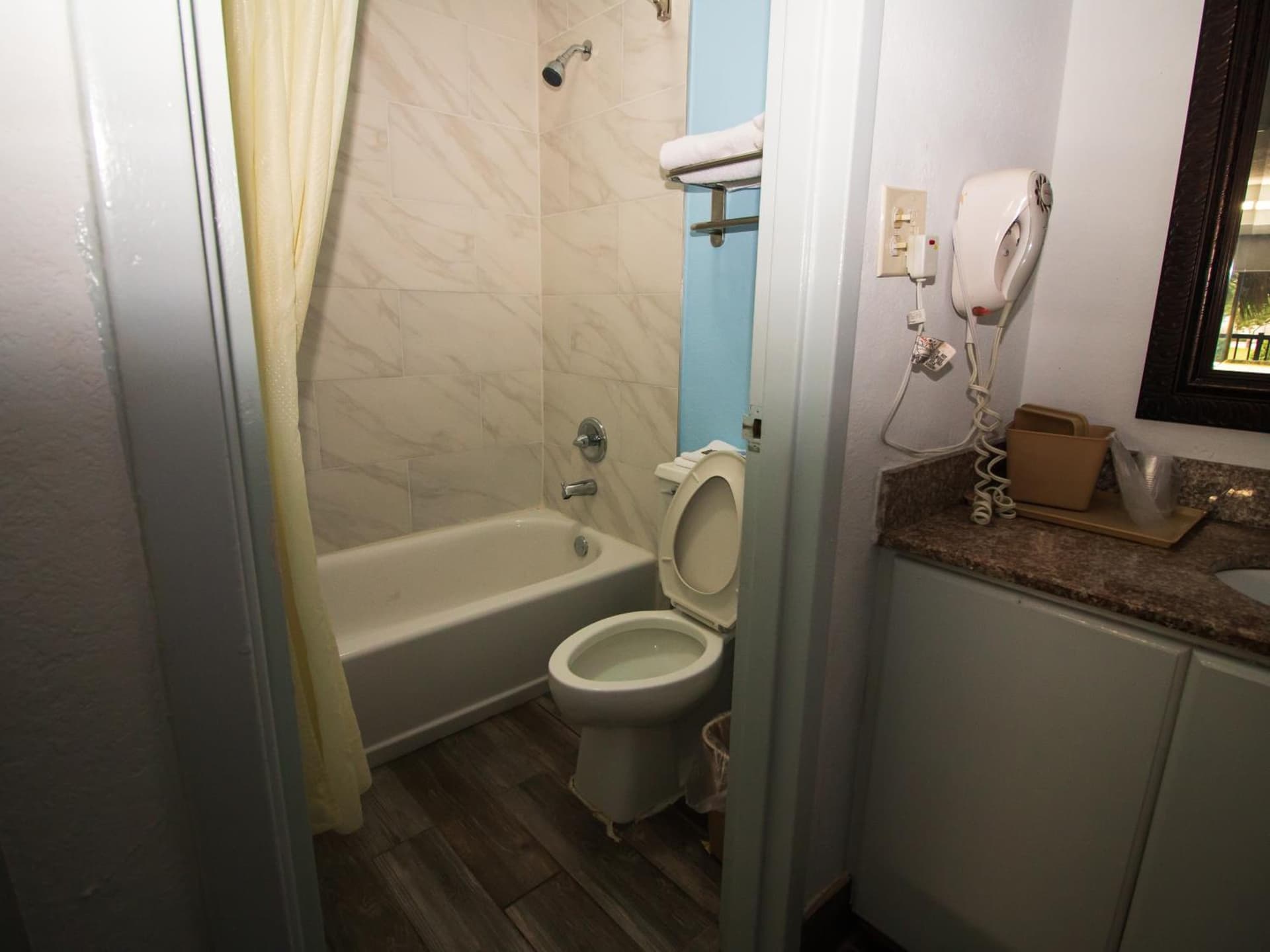 Sweet Dream Inn - University Park gallery photo in Pensacola, FL — image 17