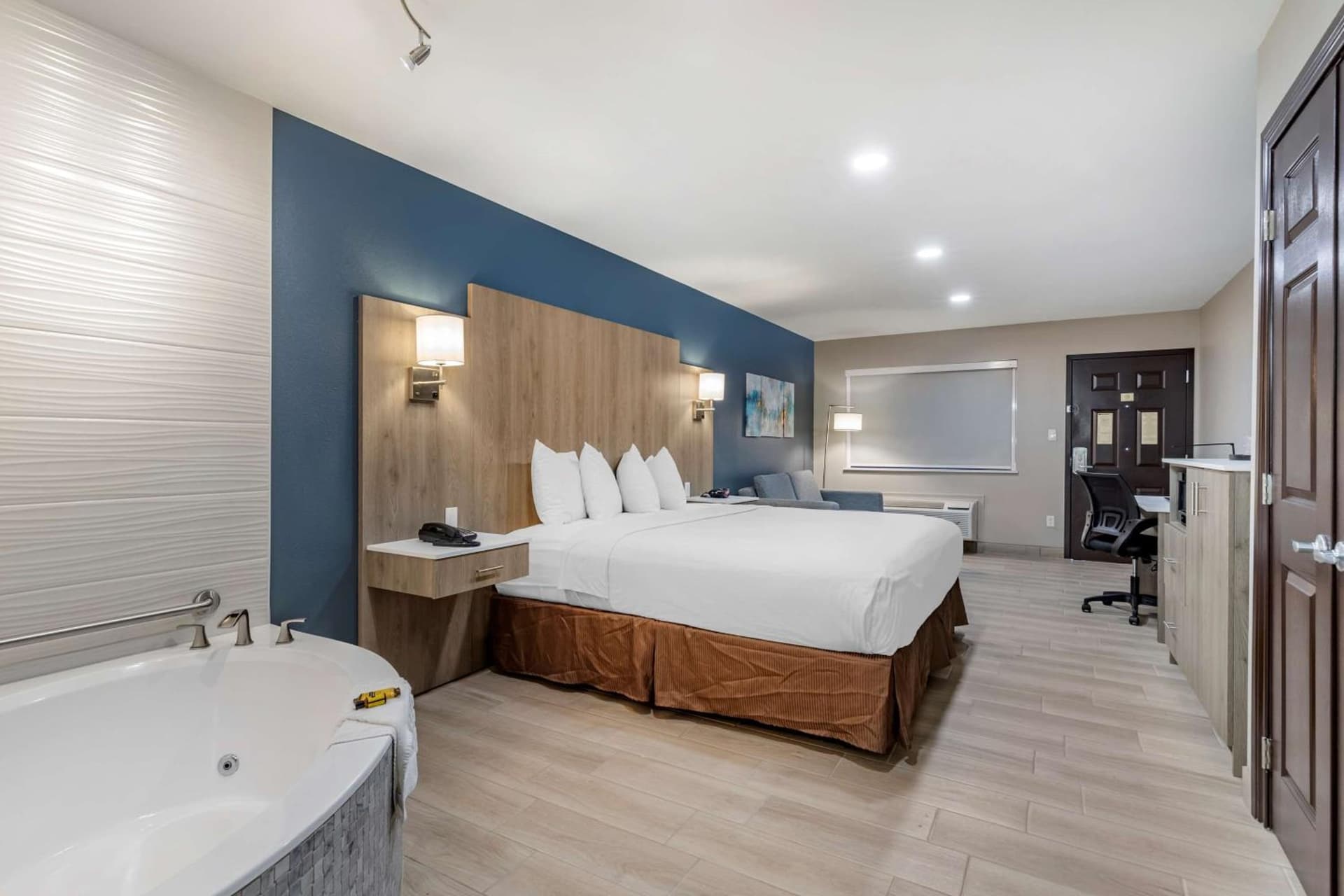 Best Western Plus Edinburg Inn & Suites gallery photo in Edinburg, TX — image 5