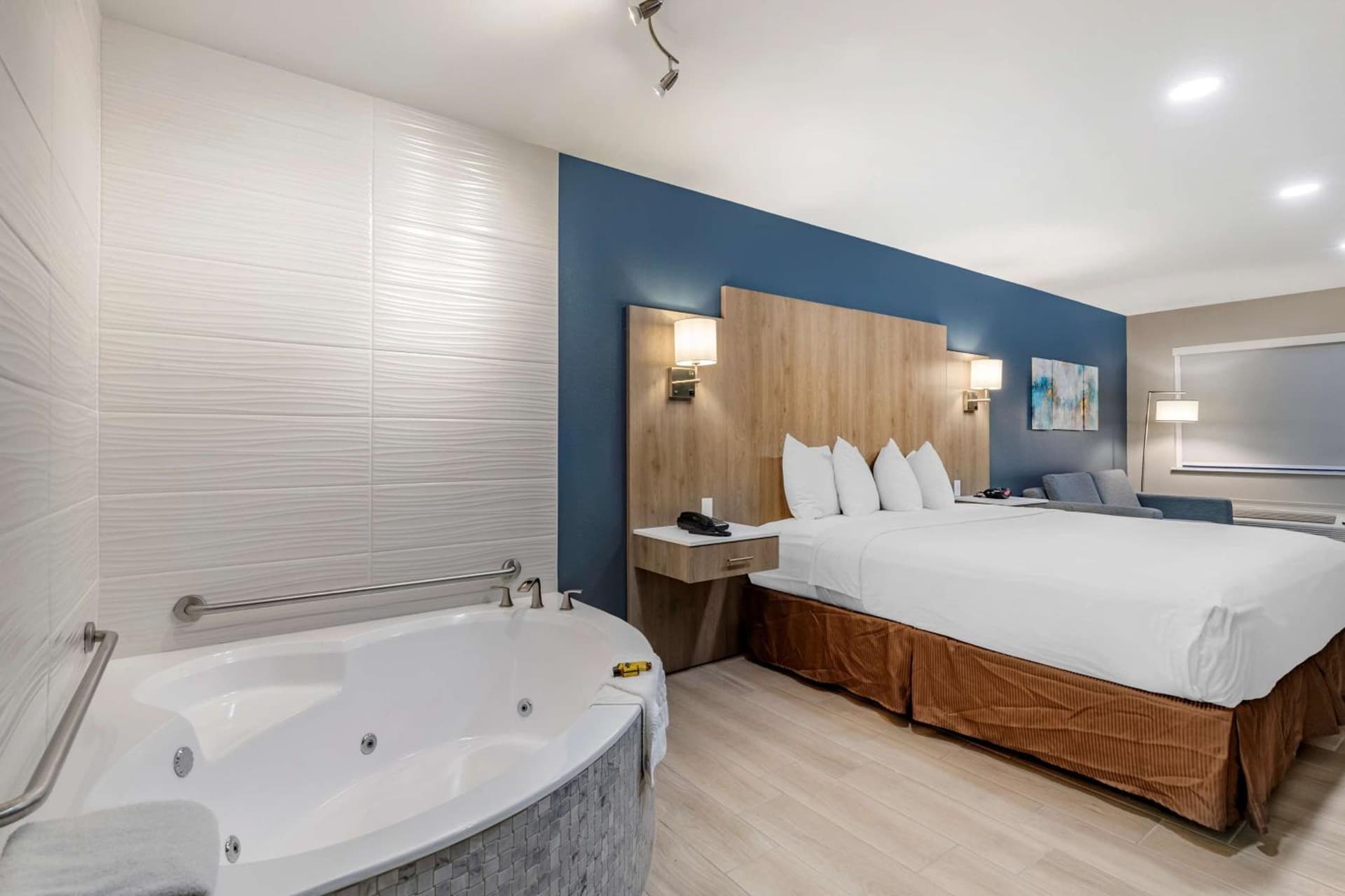 Best Western Plus Edinburg Inn & Suites gallery photo in Edinburg, TX — image 35