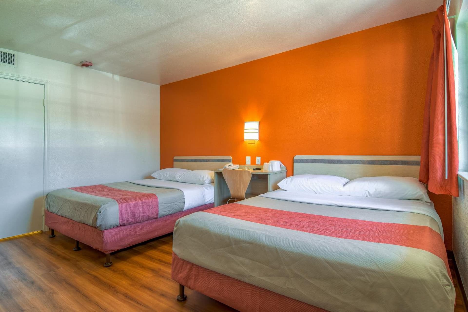 Motel 6-Pomona, CA - Los Angeles gallery photo in Pomona, CA — image 56