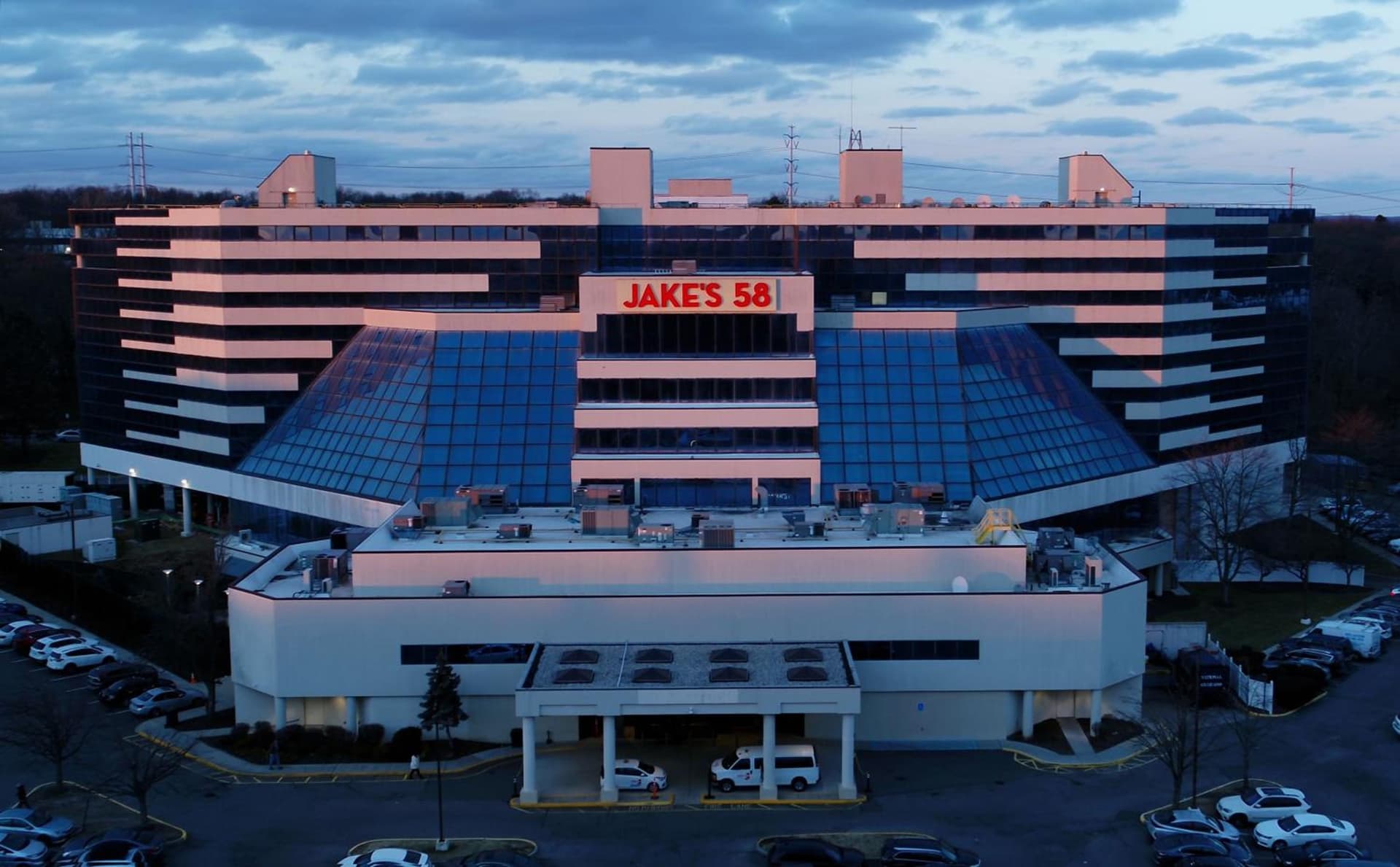 Jake's 58 Casino Hotel - Adults Only — hotel in Islandia, New York