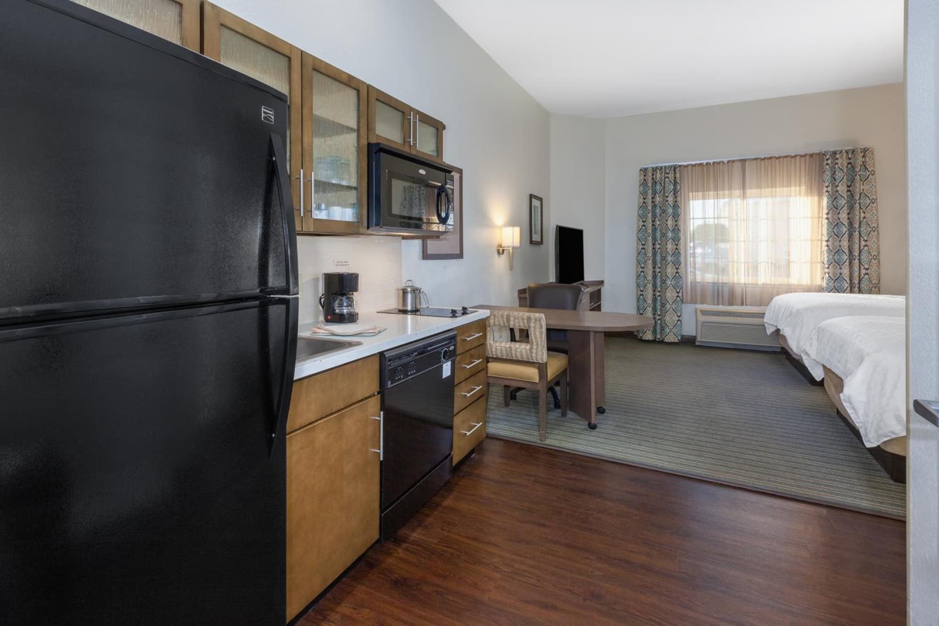 Candlewood Suites-West Springfield by IHG property views in West Springfield — gallery photo 3
