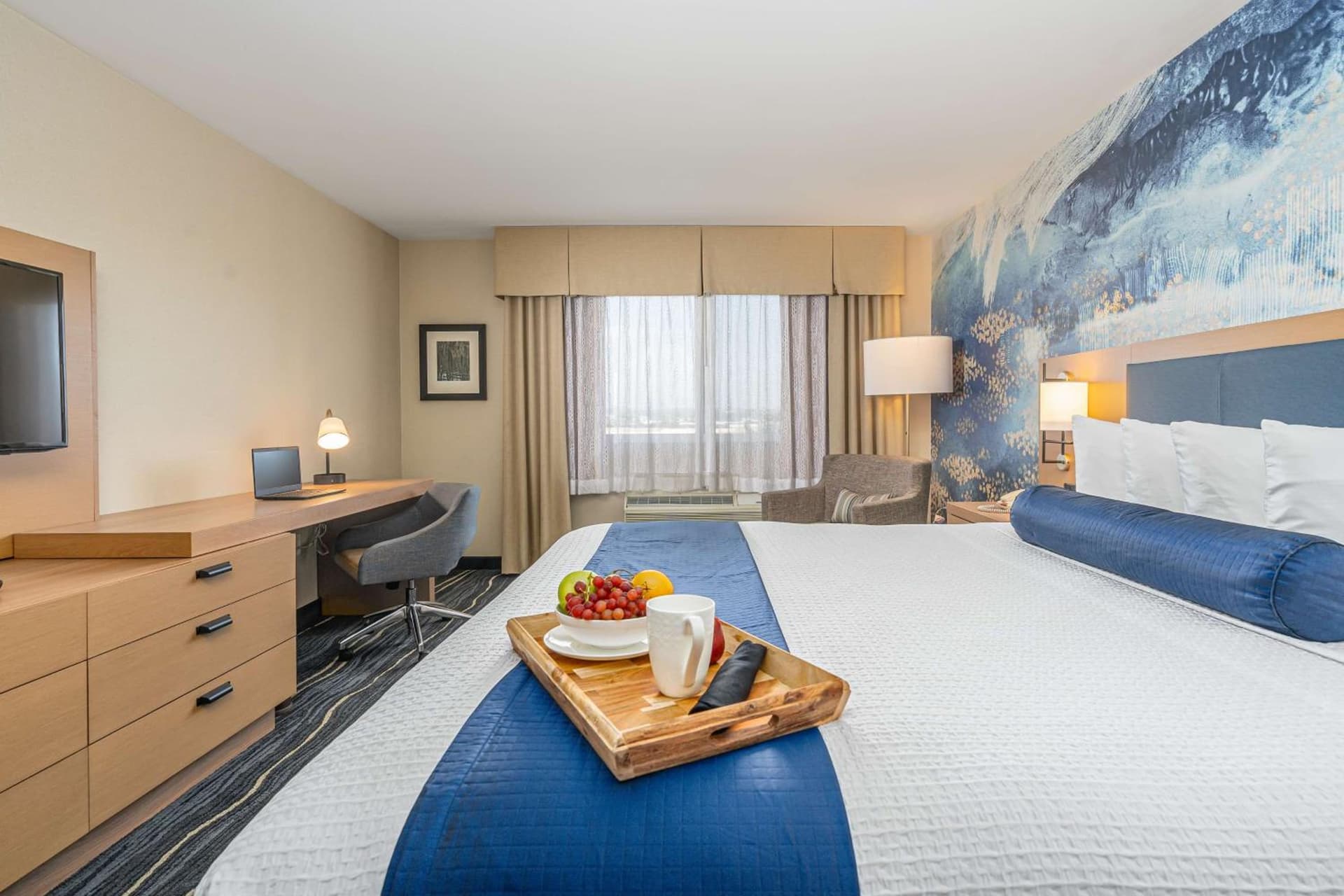 Best Western Plus Marina Gateway Hotel gallery photo in National City, CA — image 49