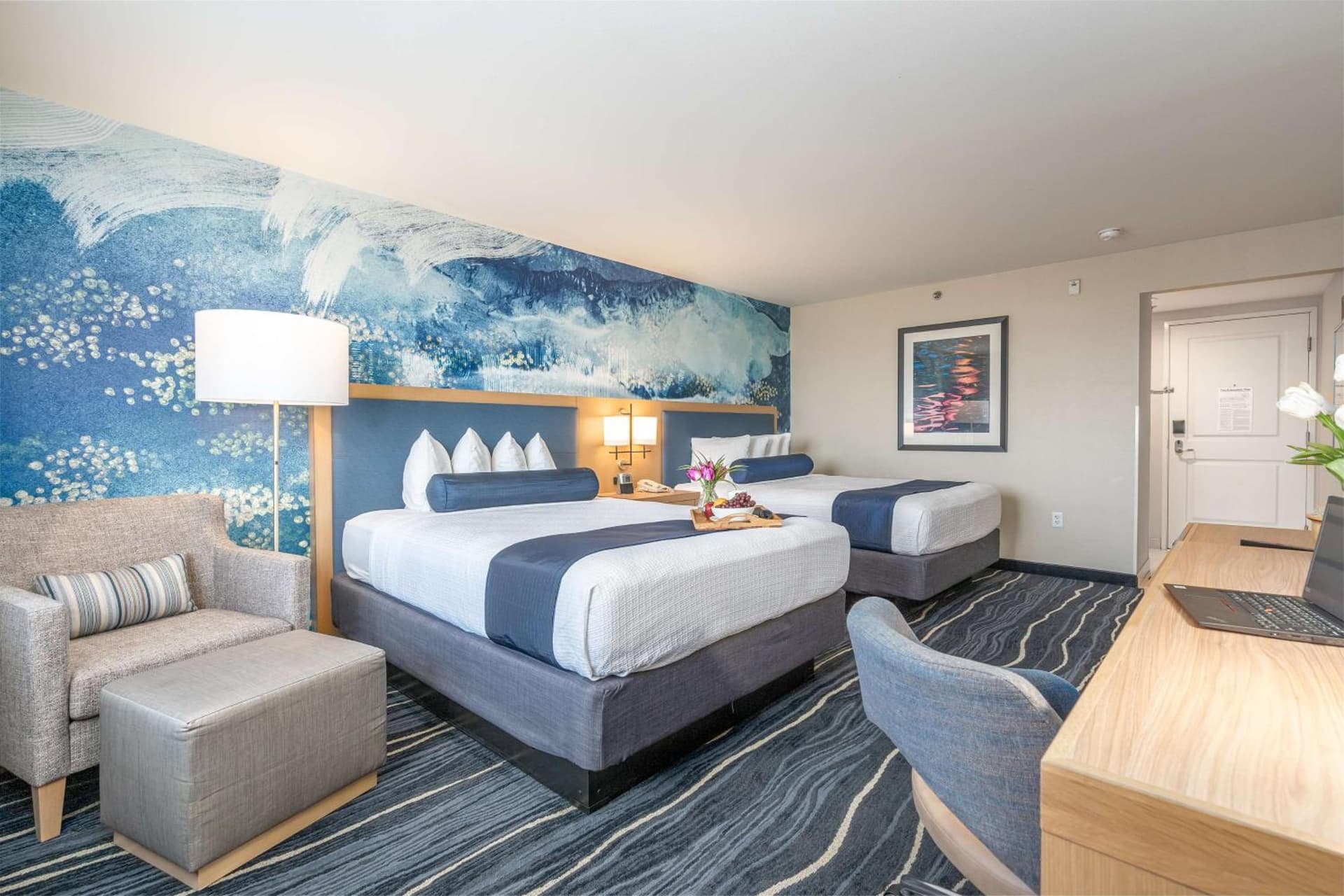 Best Western Plus Marina Gateway Hotel gallery photo in National City, CA — image 15