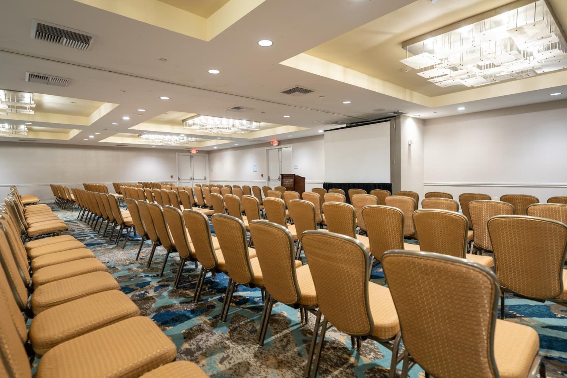 Crowne Plaza Ventura Beach by IHG gallery photo in Ventura, CA — image 181