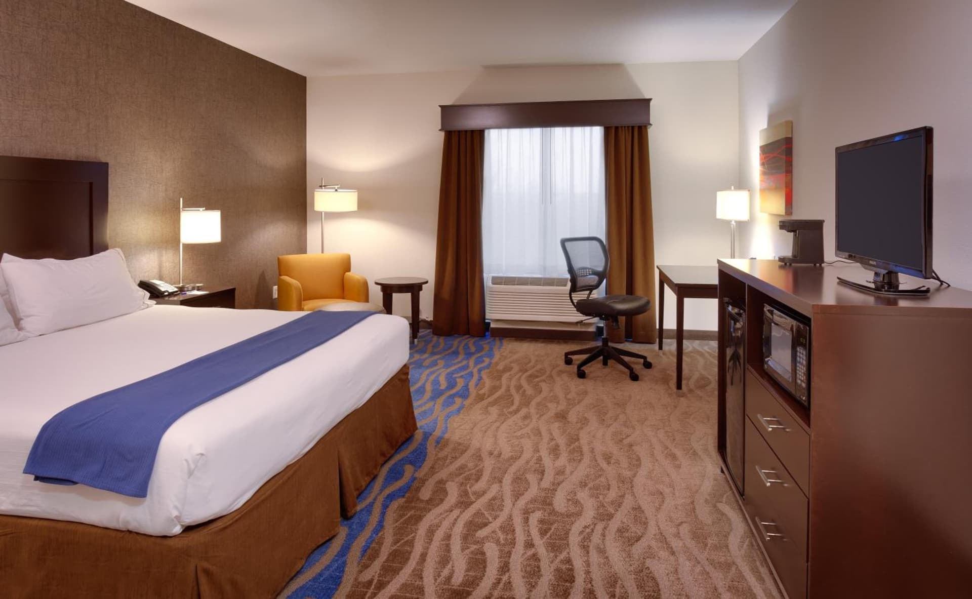 Holiday Inn Express & Suites Overland Park by IHG gallery photo in Overland Park, KS — image 34