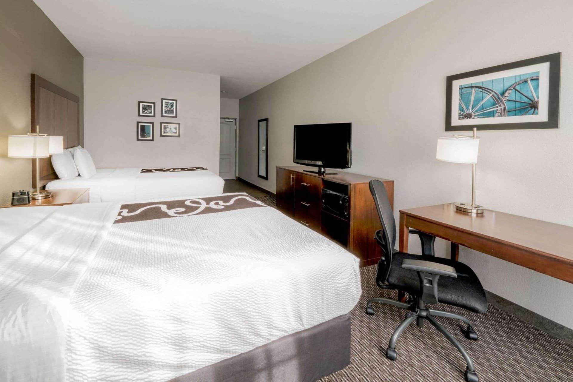 La Quinta Inn & Suites by Wyndham Fort Worth Arlington West gallery photo in Arlington, TX — image 32