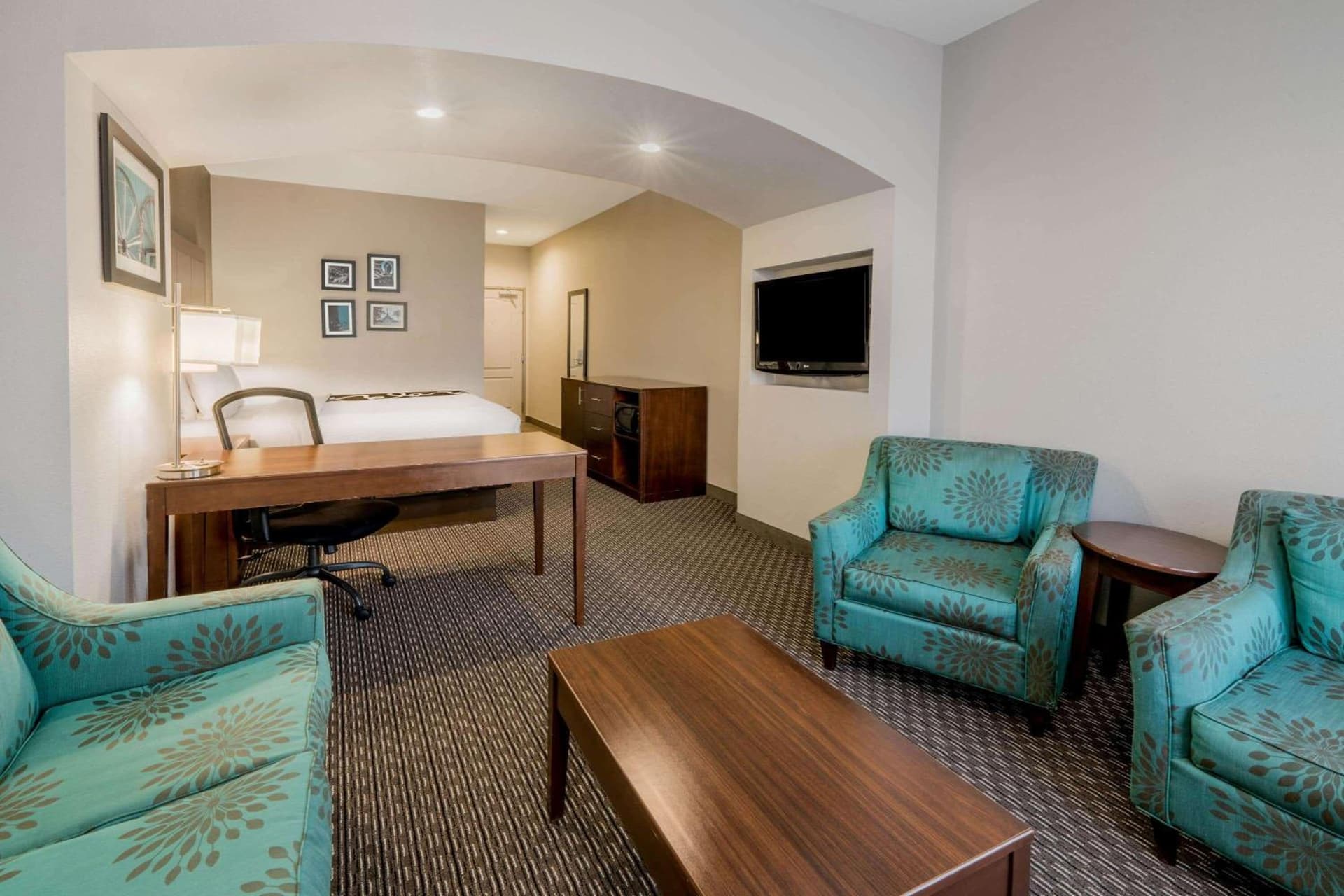 La Quinta Inn & Suites by Wyndham Fort Worth Arlington West gallery photo in Arlington, TX — image 15