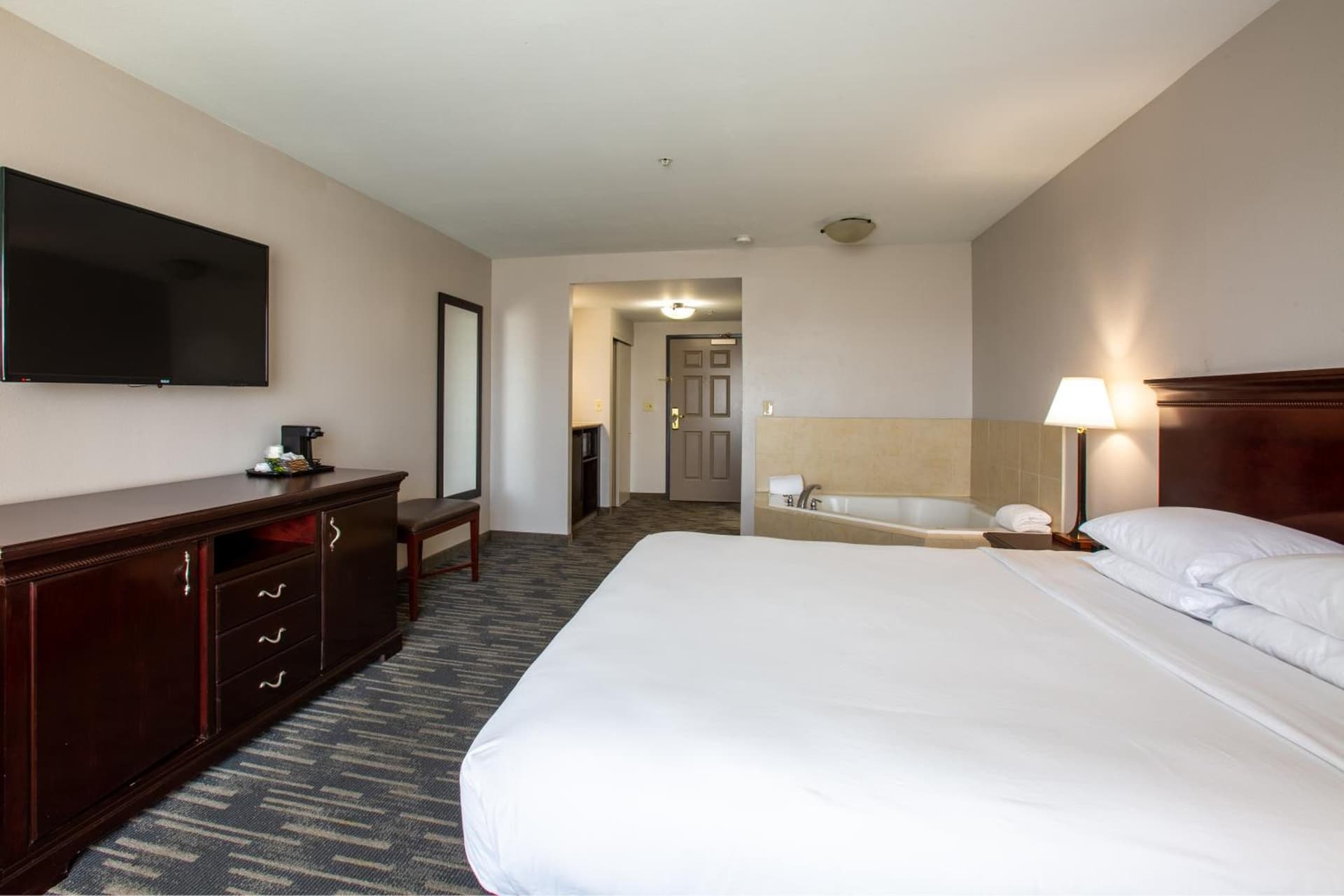 Country Inn & Suites by Radisson, Tucson City Center AZ gallery photo in Tucson, AZ — image 55