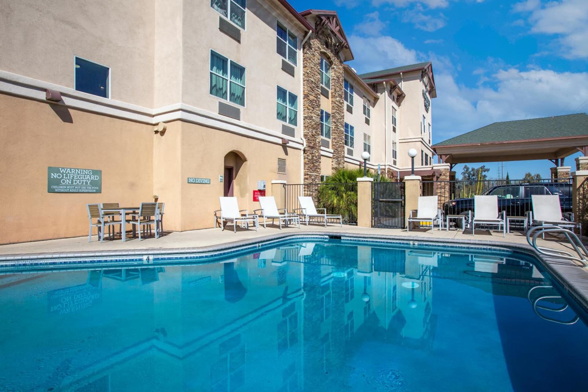 Country Inn & Suites by Radisson, Tucson City Center AZ gallery photo in Tucson, AZ — image 61