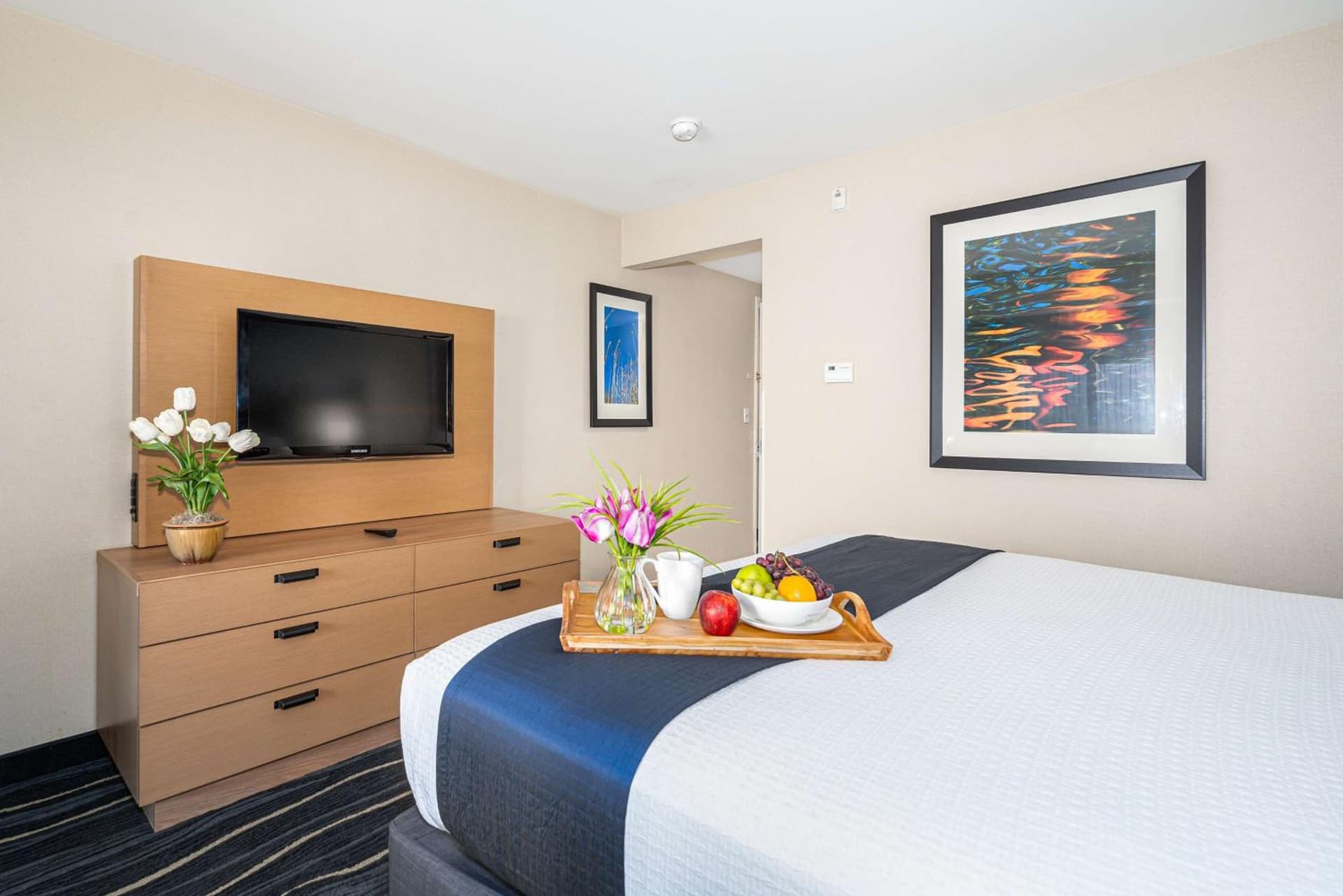 Best Western Plus Marina Gateway Hotel gallery photo in National City, CA — image 23