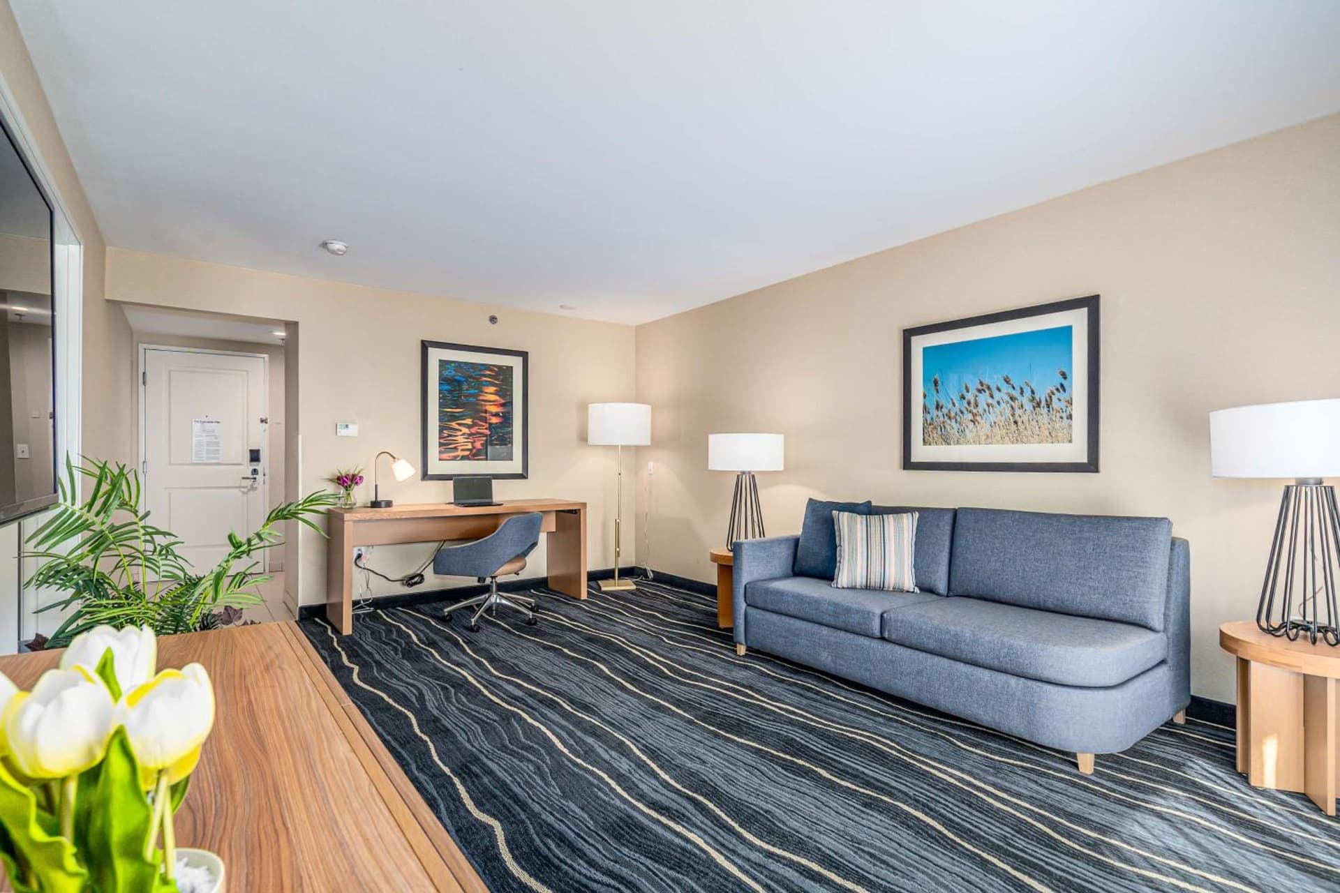 Best Western Plus Marina Gateway Hotel gallery photo in National City, CA — image 26