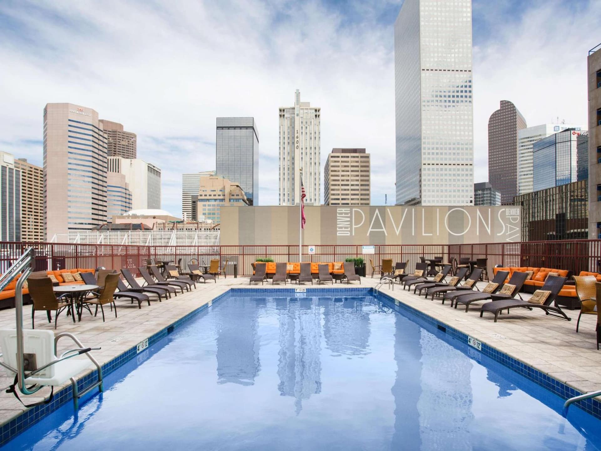 Sonesta Denver Downtown interior in Denver, CO — gallery photo 2