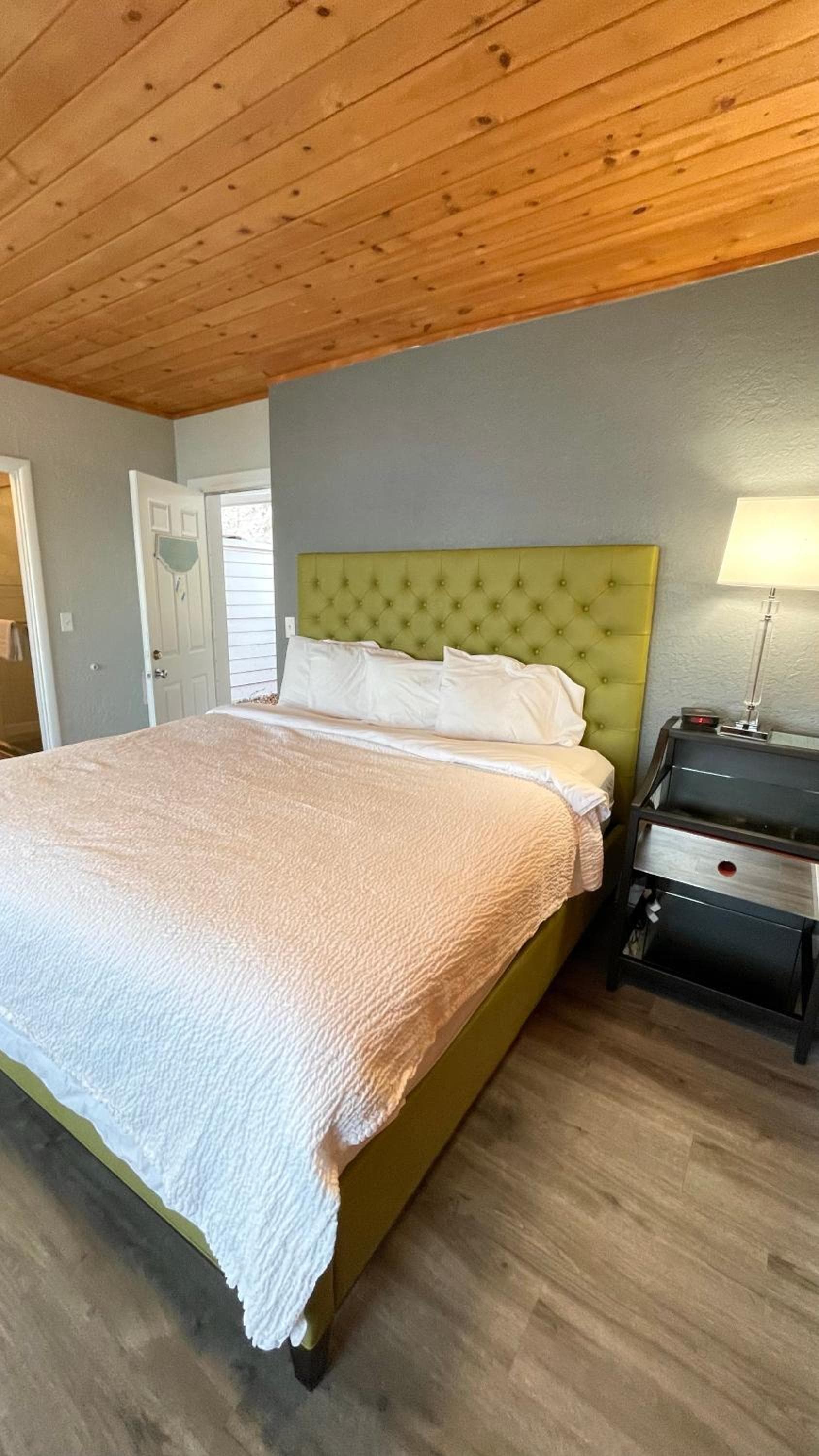 Tides Inn & Suites gallery photo in Port Townsend, WA — image 26