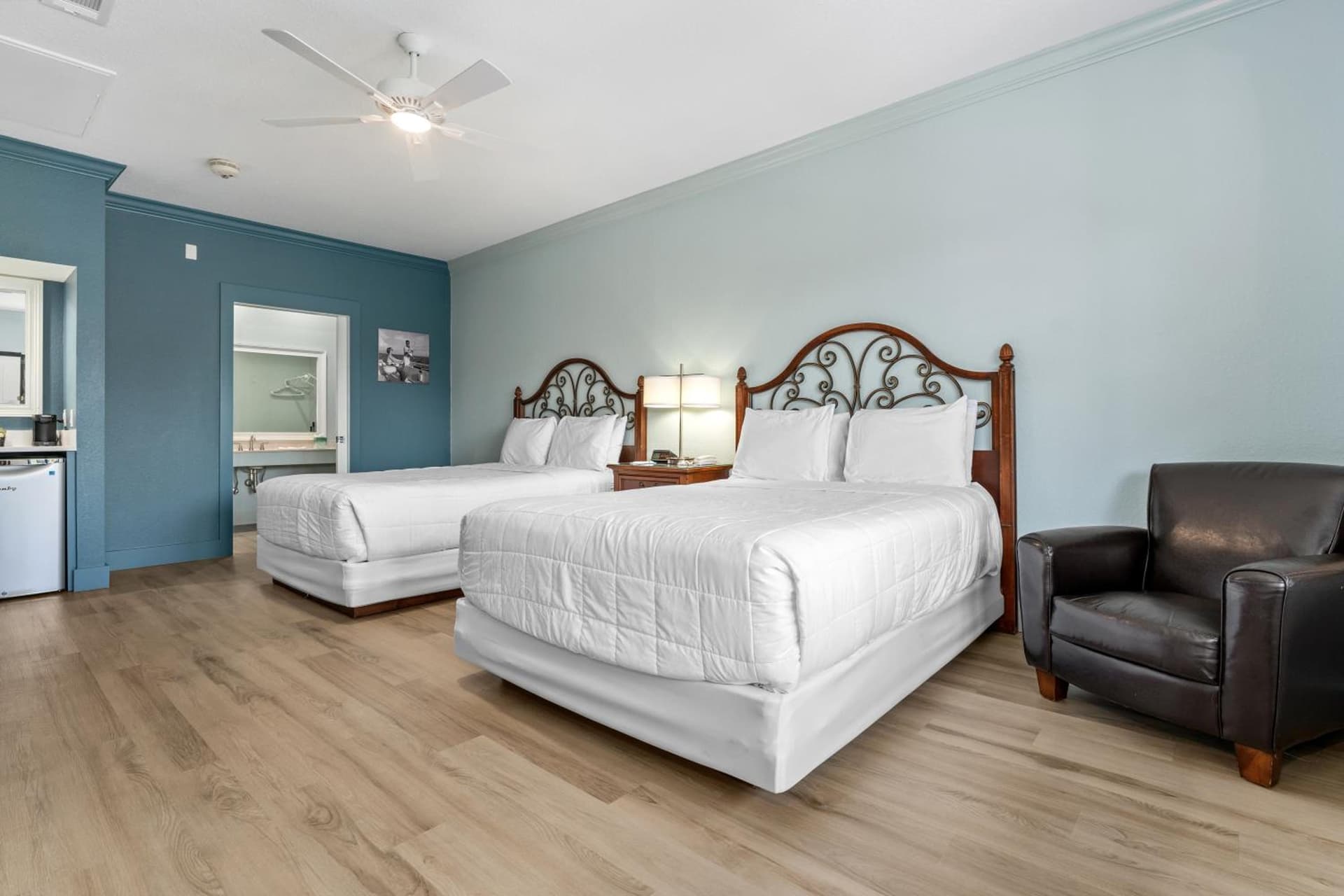 Beachside Inn property views in Destin, FL — gallery photo 3