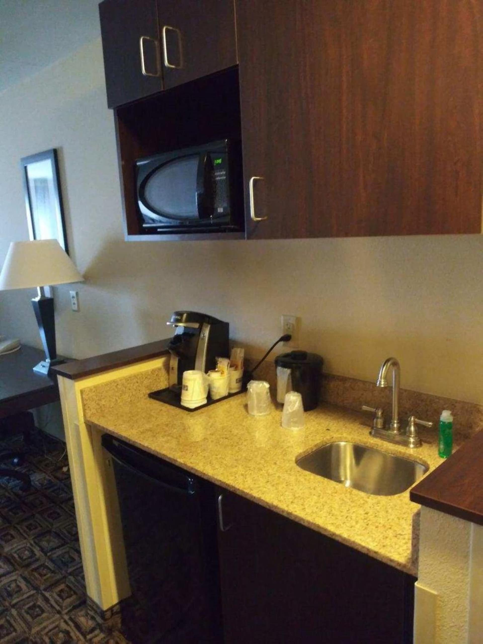 Holiday Inn Express & Suites Zanesville North by IHG interior in Zanesville, OH — gallery photo 2