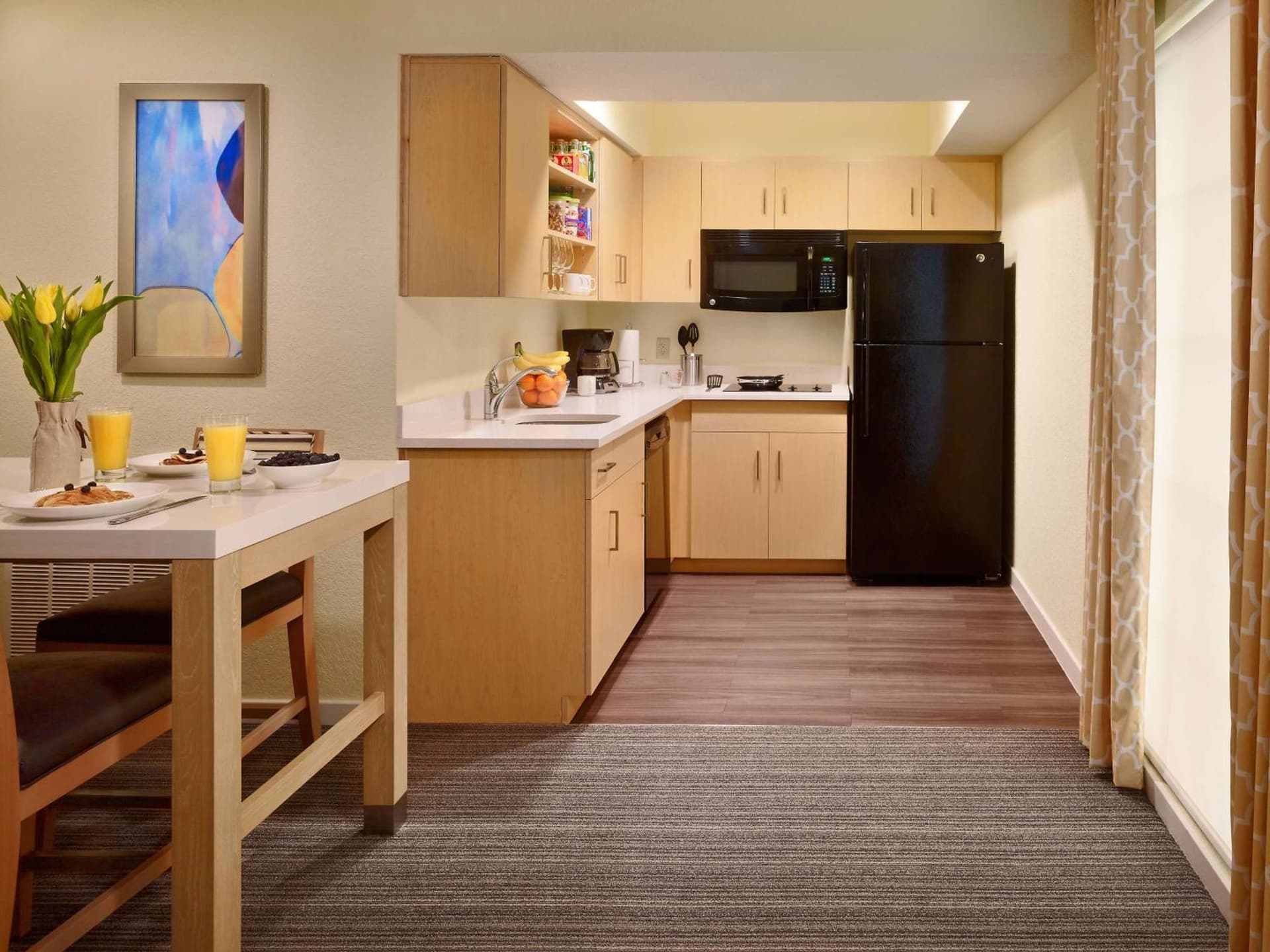 Sonesta ES Suites Chicago - Schaumburg gallery photo in Schaumburg, IL — image 8