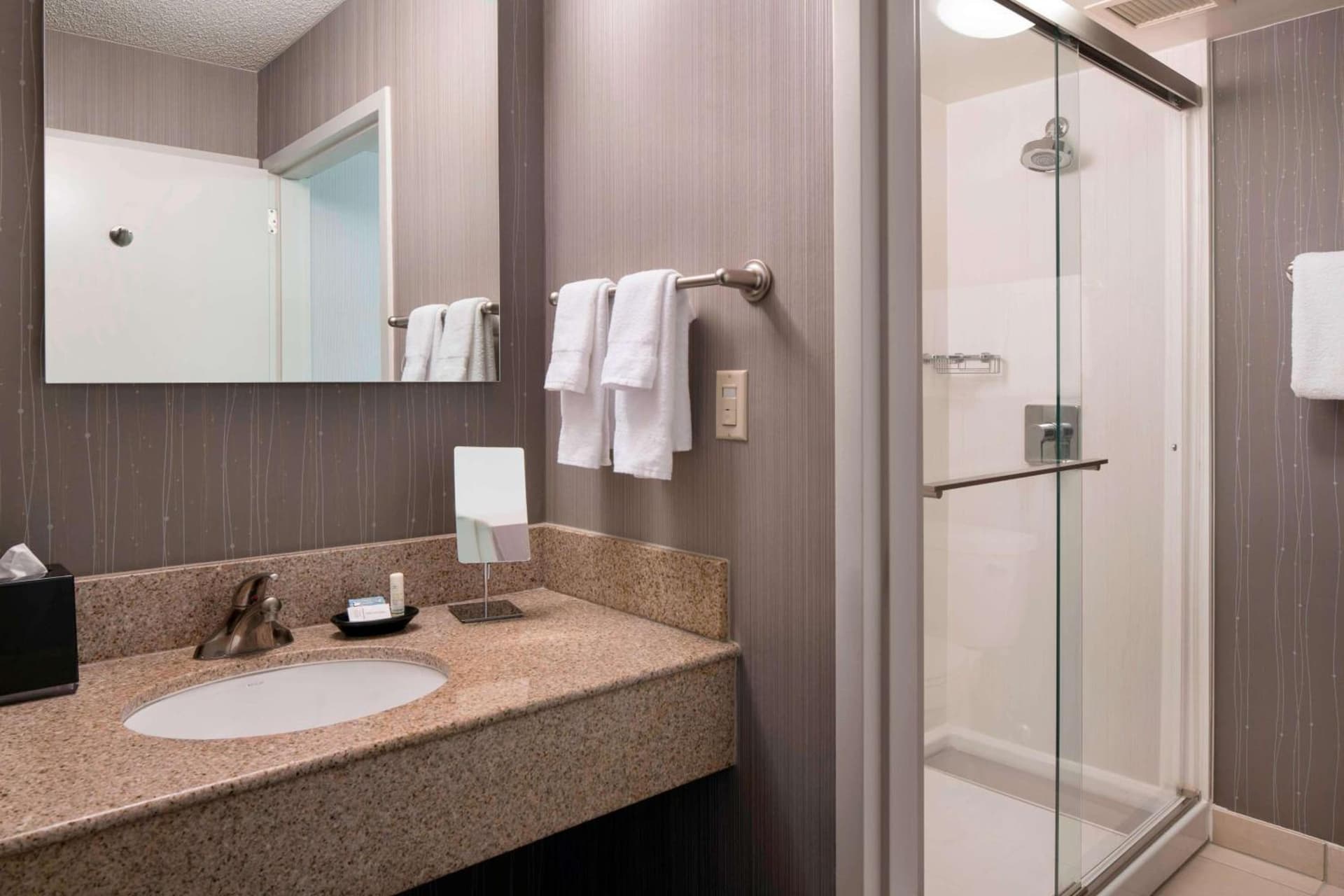 Sonesta Select Los Angeles Torrance South Bay gallery photo in Torrance, CA — image 10