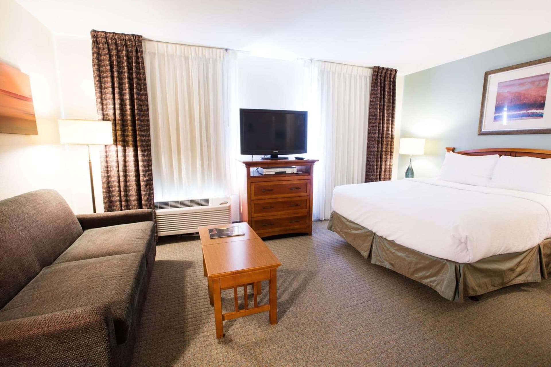 Sonesta ES Suites Austin The Domain Area - Newly Renovated property views in Austin, TX — gallery photo 3