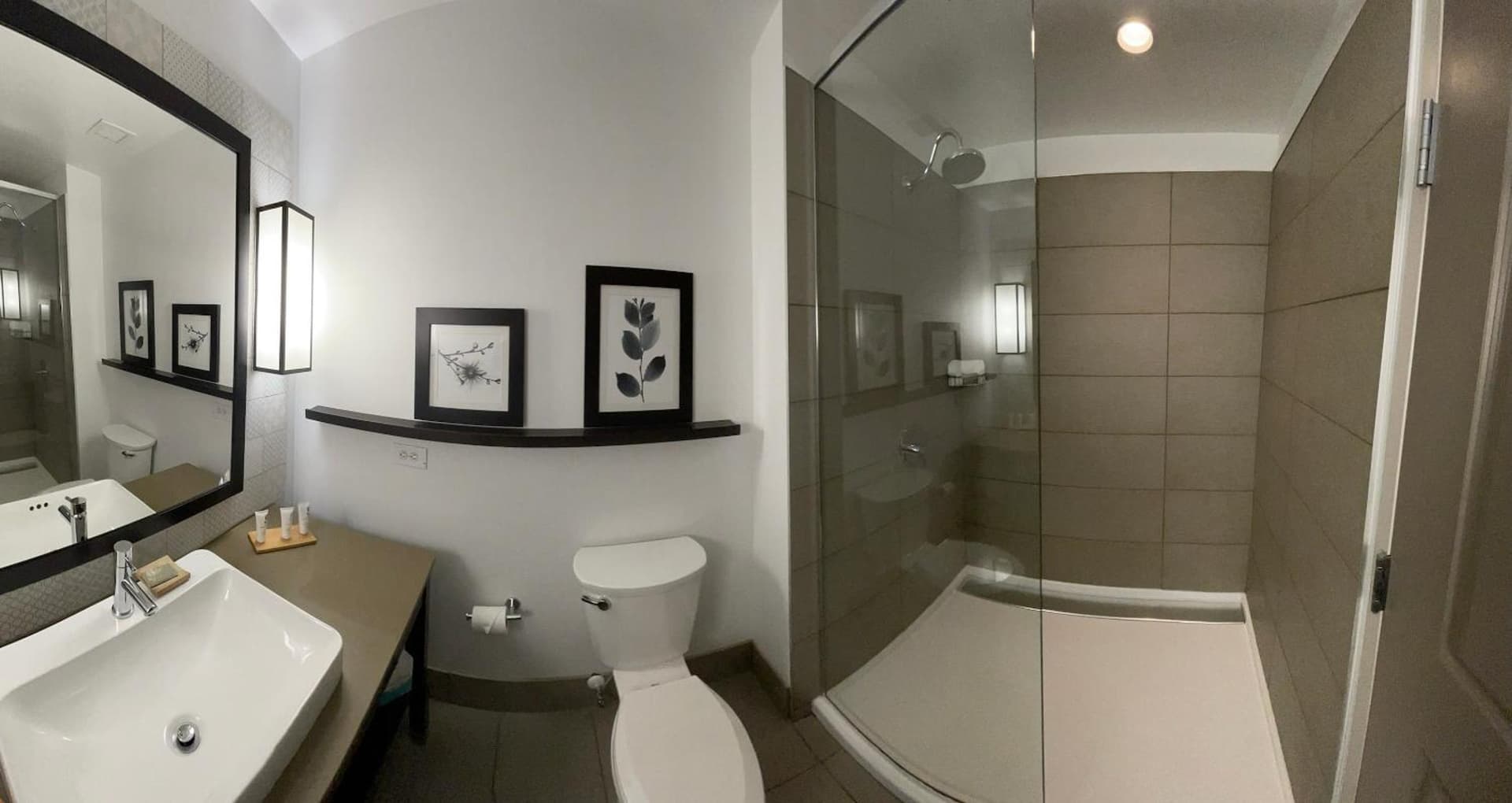 Country Inn & Suites by Radisson, Charlottesville-UVA, VA gallery photo in Charlottesville, VA — image 24