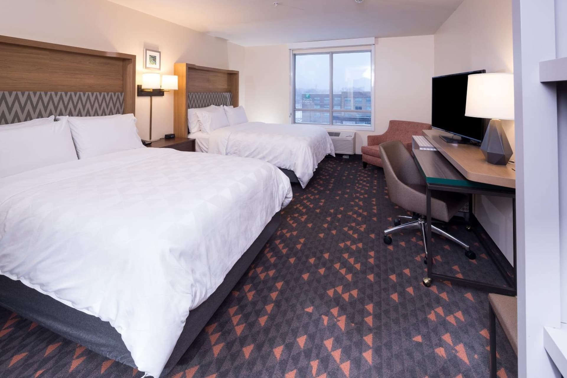Holiday Inn Hotel & Suites Ann Arbor University of Michigan Area by IHG gallery photo in Ann Arbor, MI — image 4