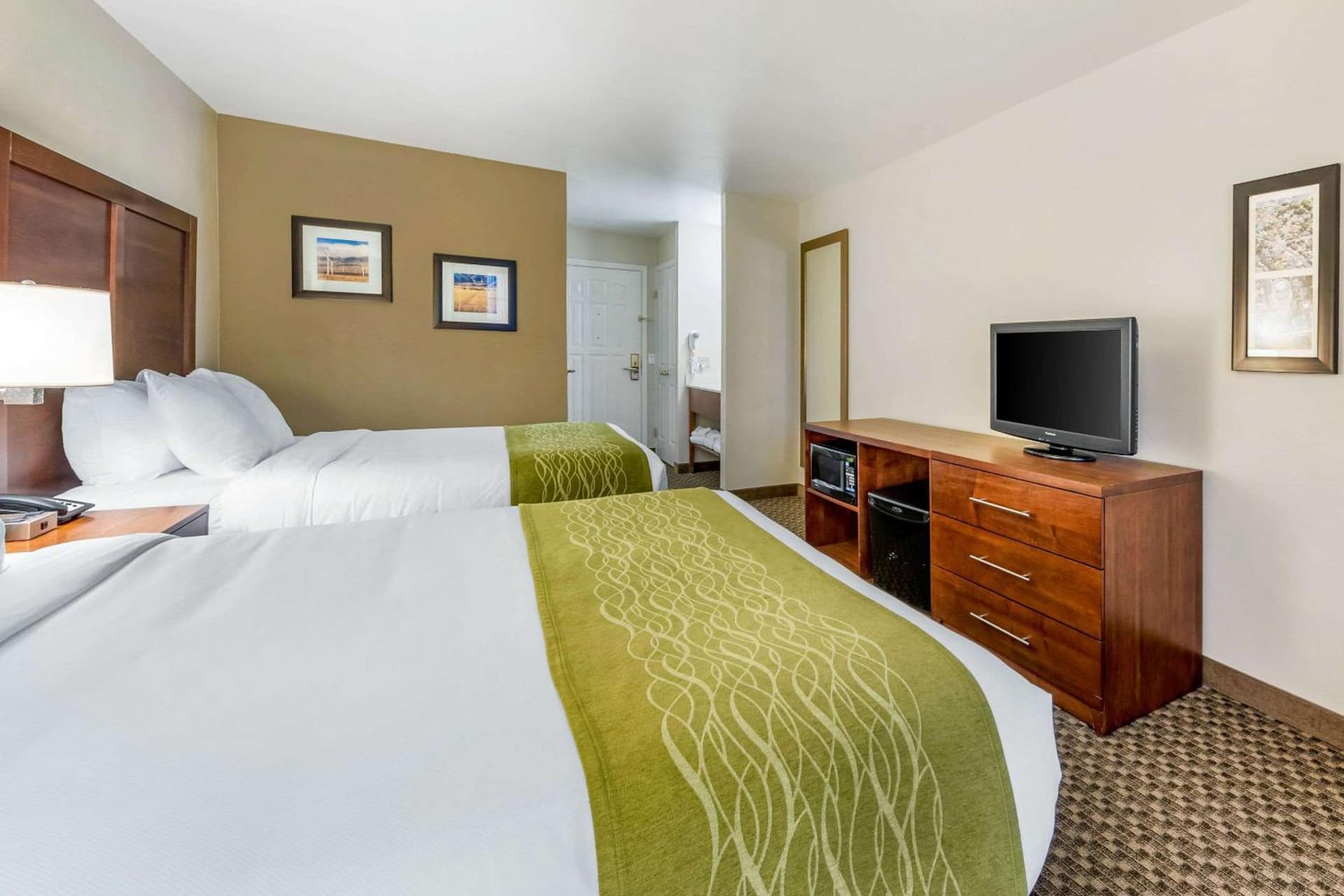 Comfort Inn & Suites Lancaster Antelope Valley gallery photo in Lancaster, CA — image 5